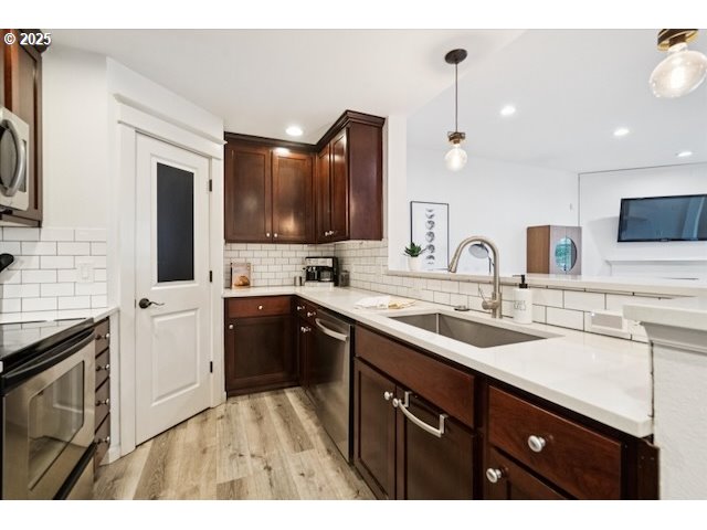 Photo #8: 772707504 Listing: Photo #8