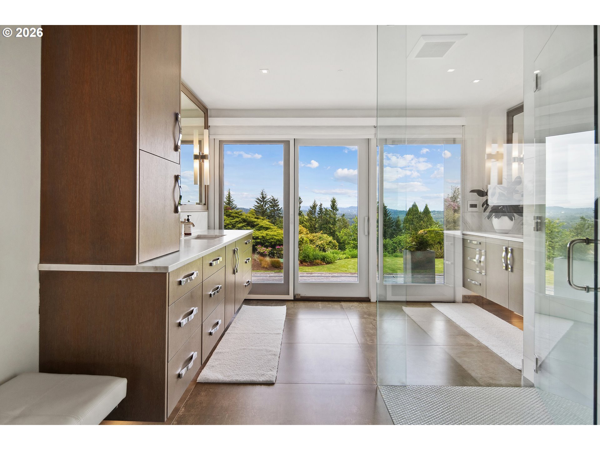 777 CHERRY CIR, Lake Oswego, OR, 97034