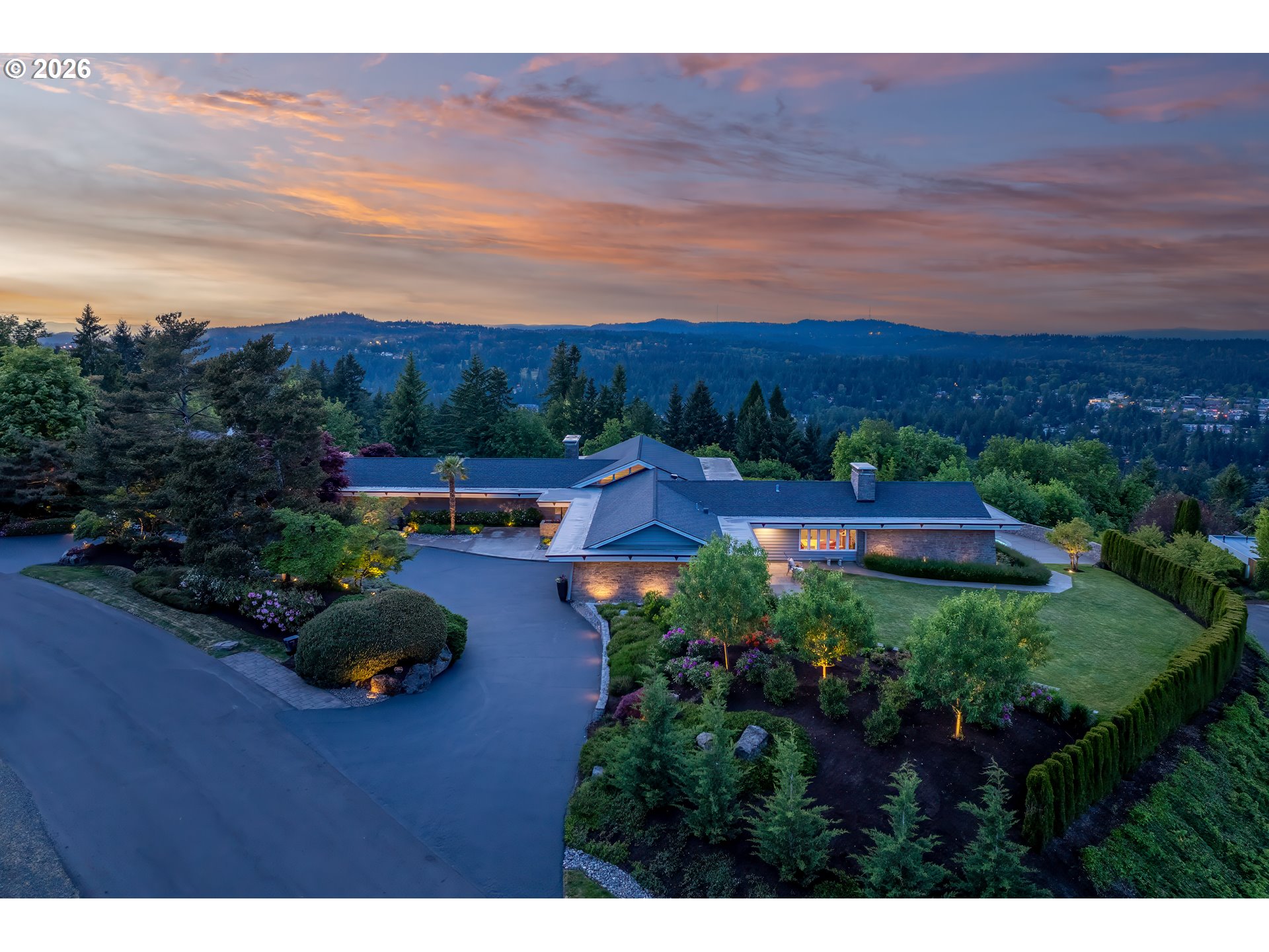 777 CHERRY CIR, Lake Oswego, OR, 97034