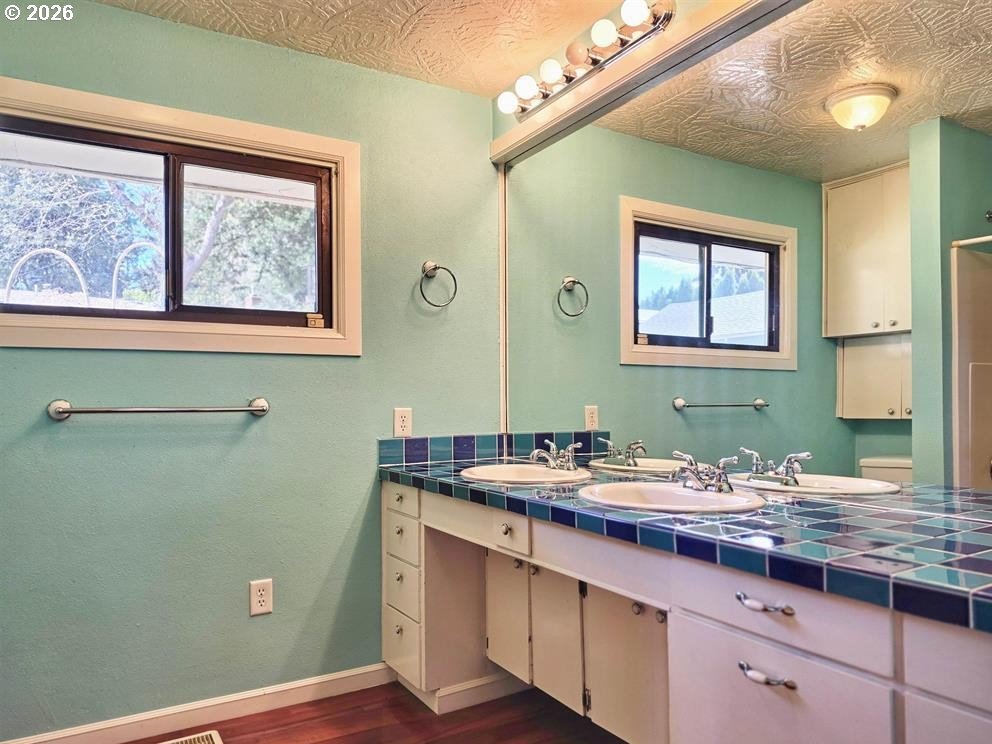 1355 NW WALLACE RD, Salem, OR, 97304