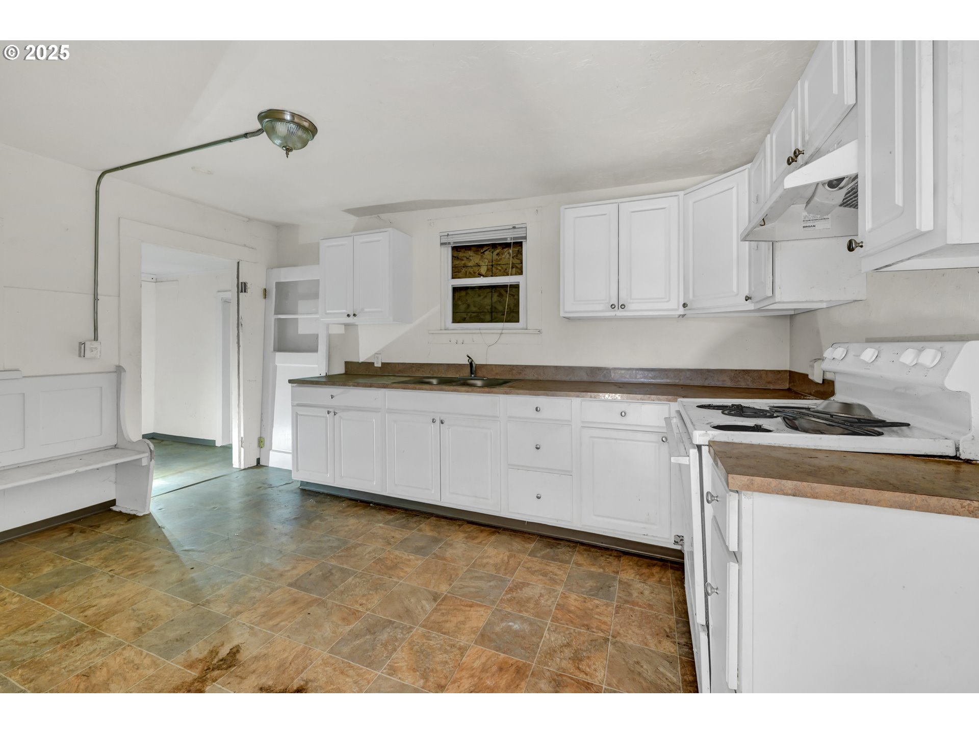 168 N CLEVELAND ST, Eugene, OR, 97402