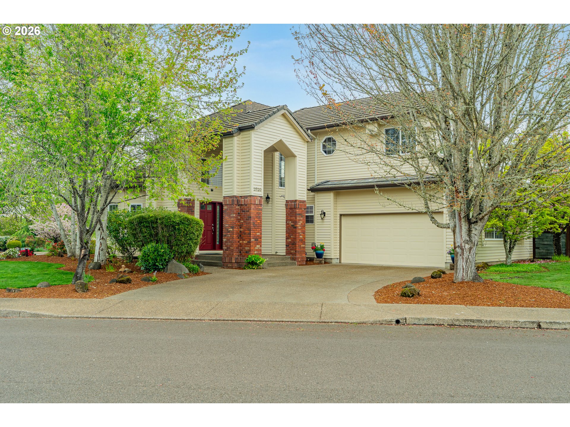 2520 NW PINEHURST DR, Mc Minnville, OR, 97128