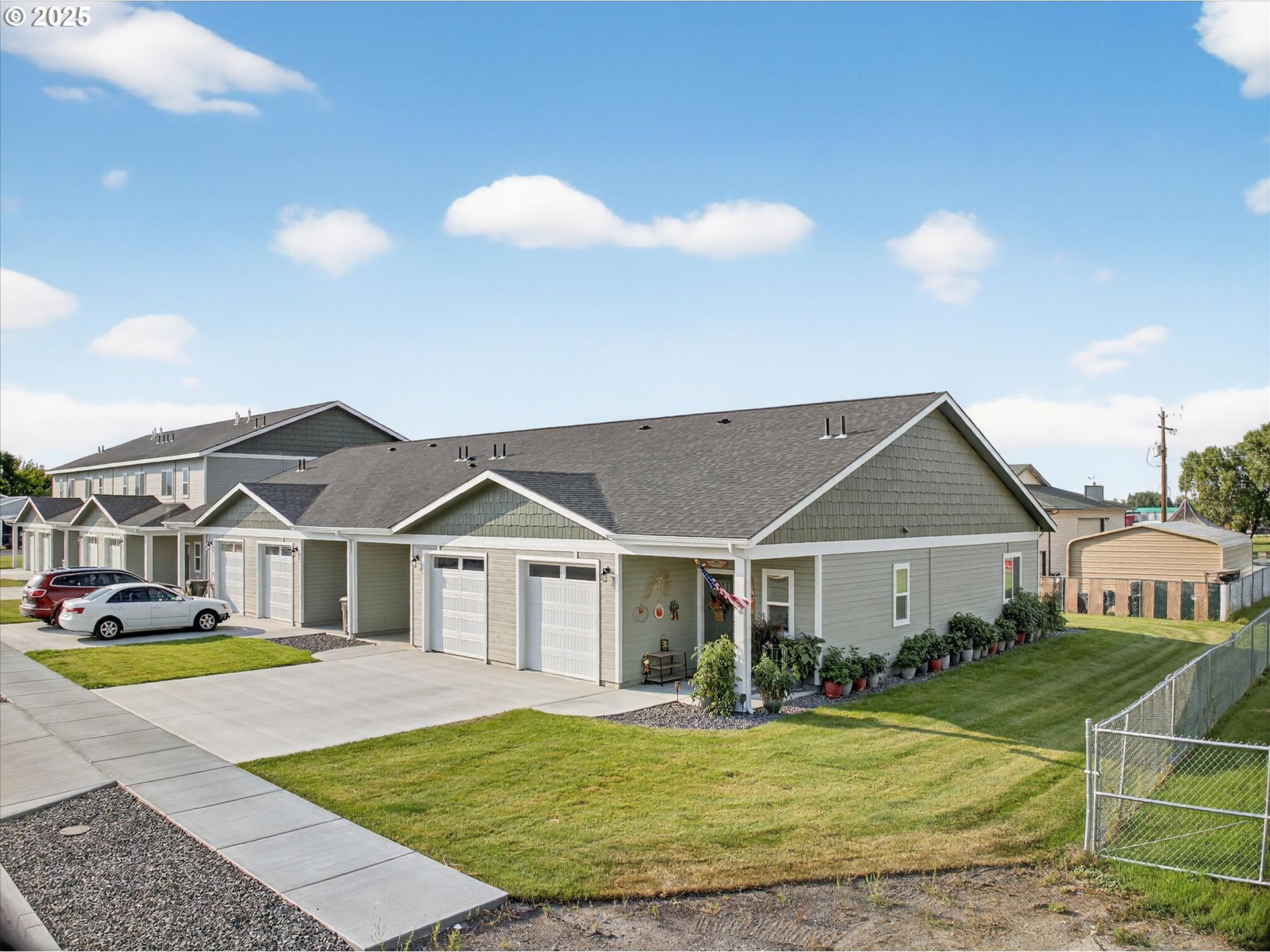 2670 SE 174TH AVE, Portland, OR, 97236 2670 SE 174TH AVE, Portland, OR, 97236