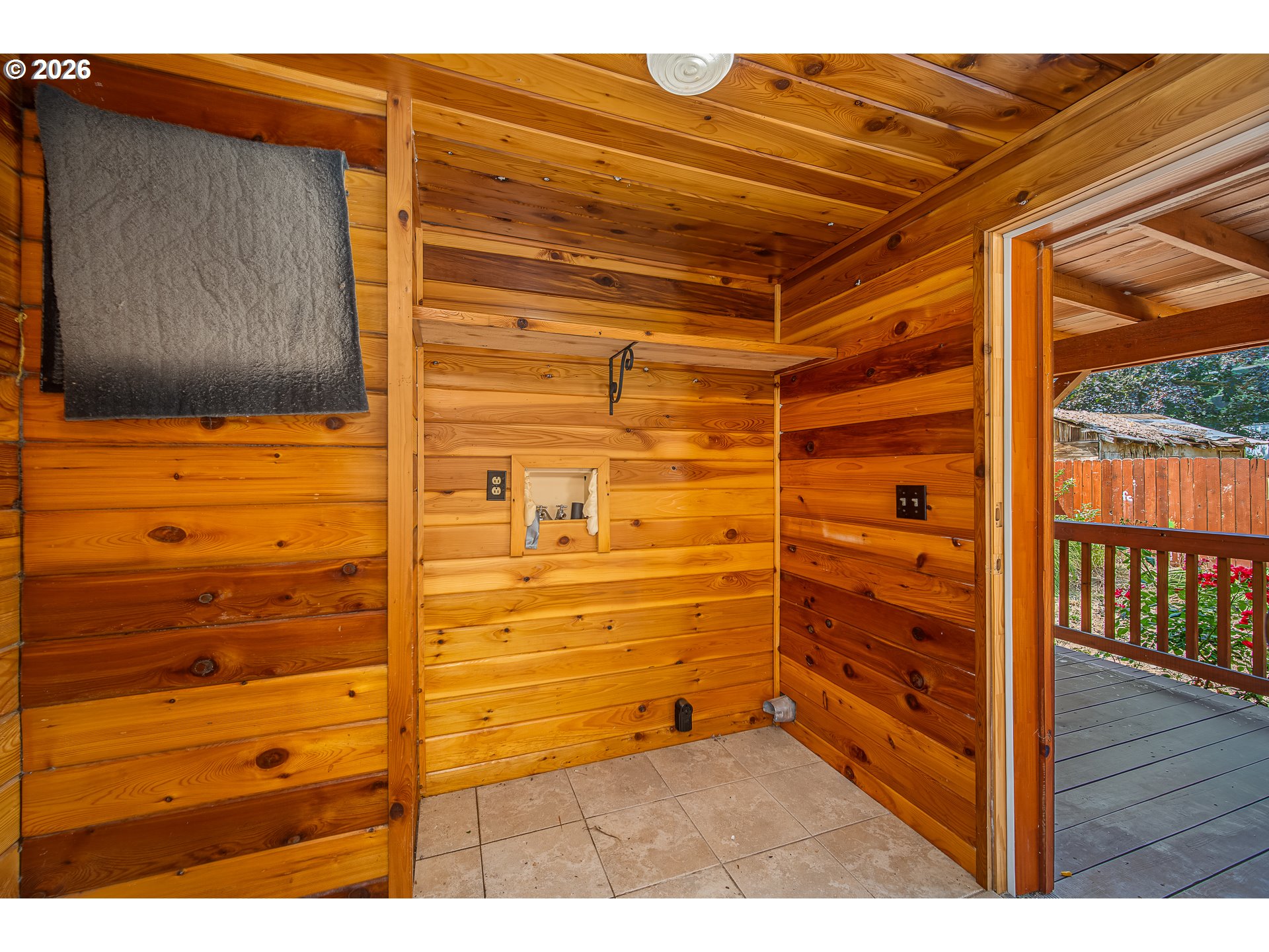 Property photo 12 of 37