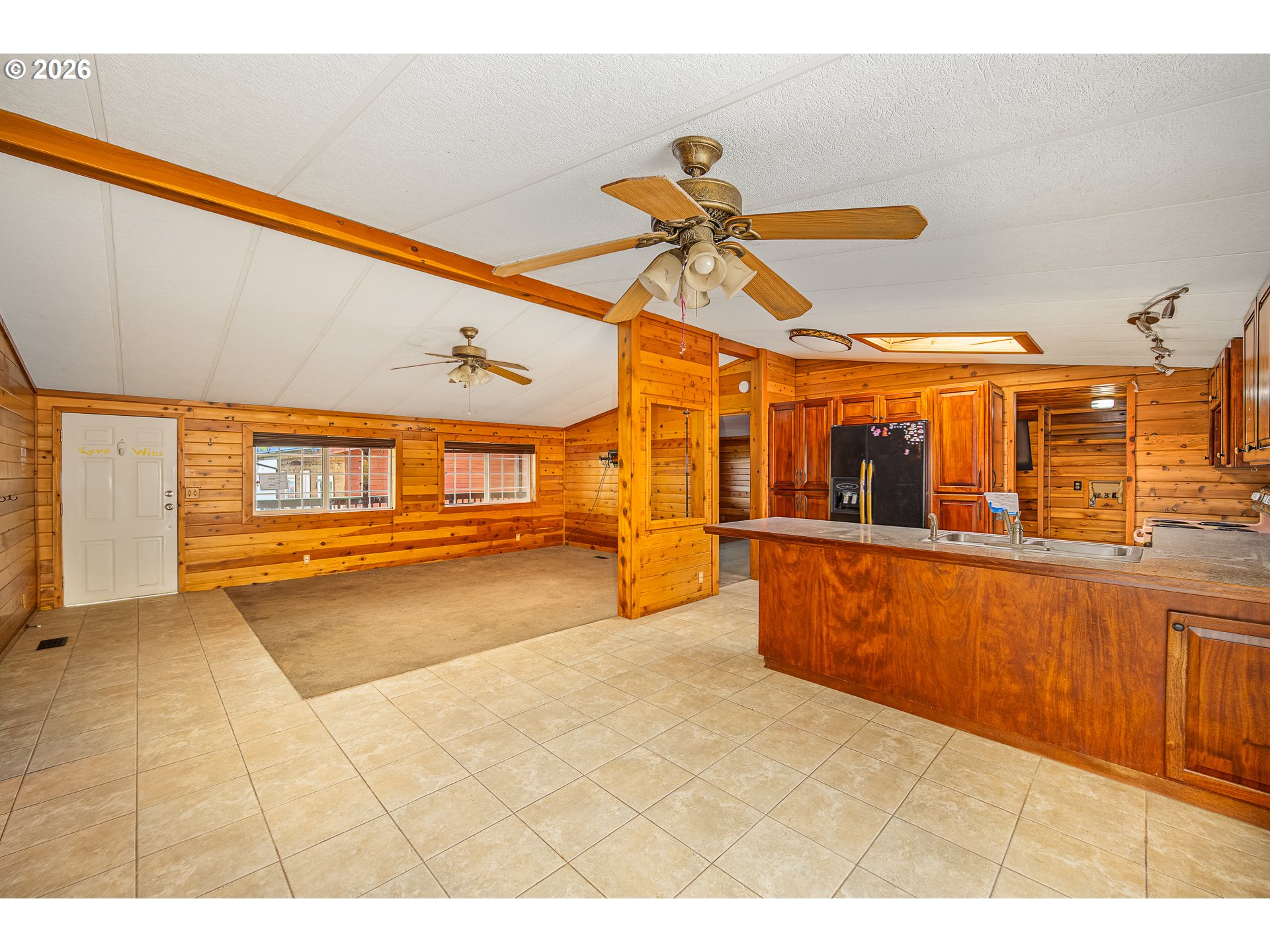 Property photo 13 of 37