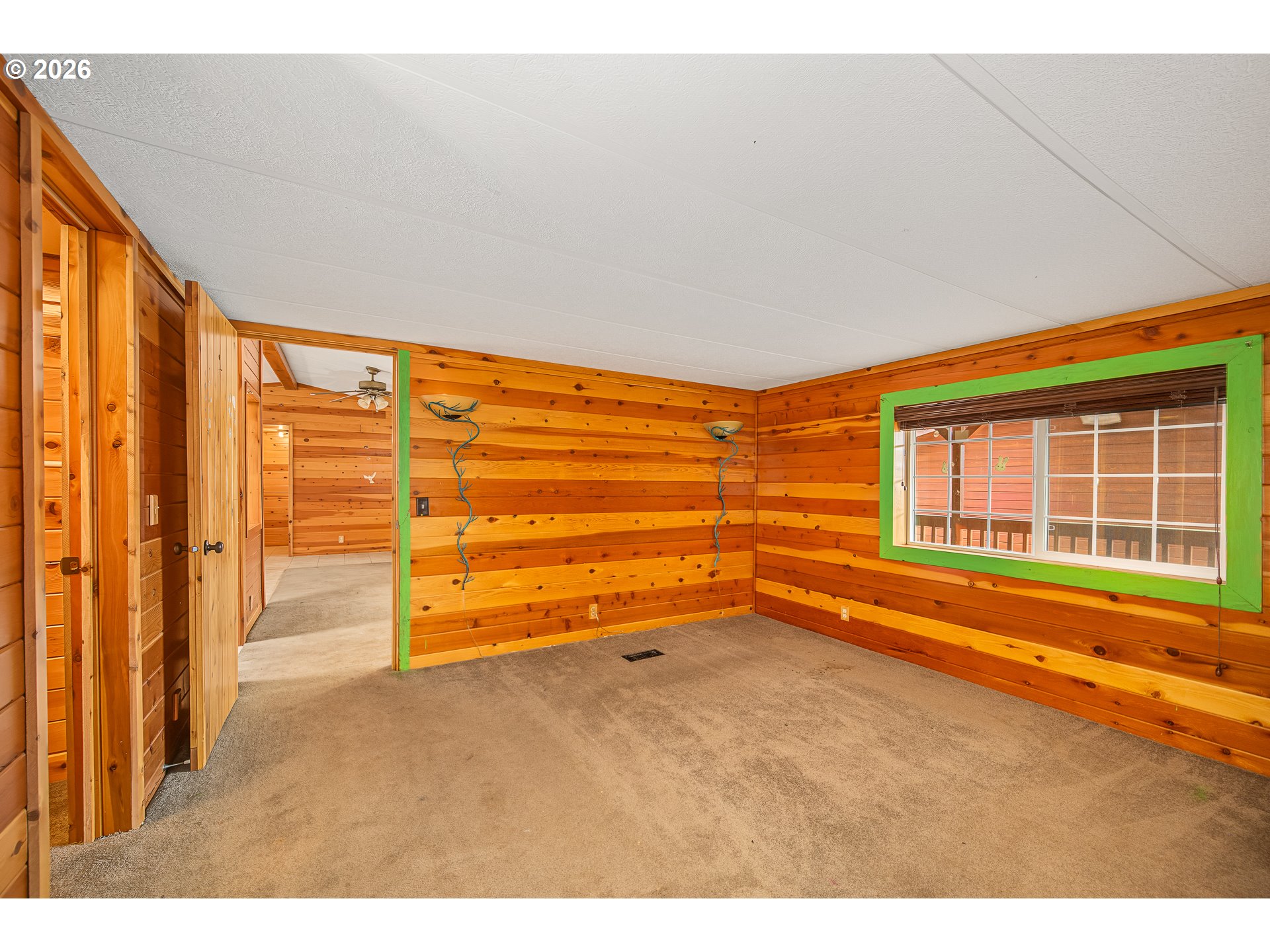 Property photo 21 of 37