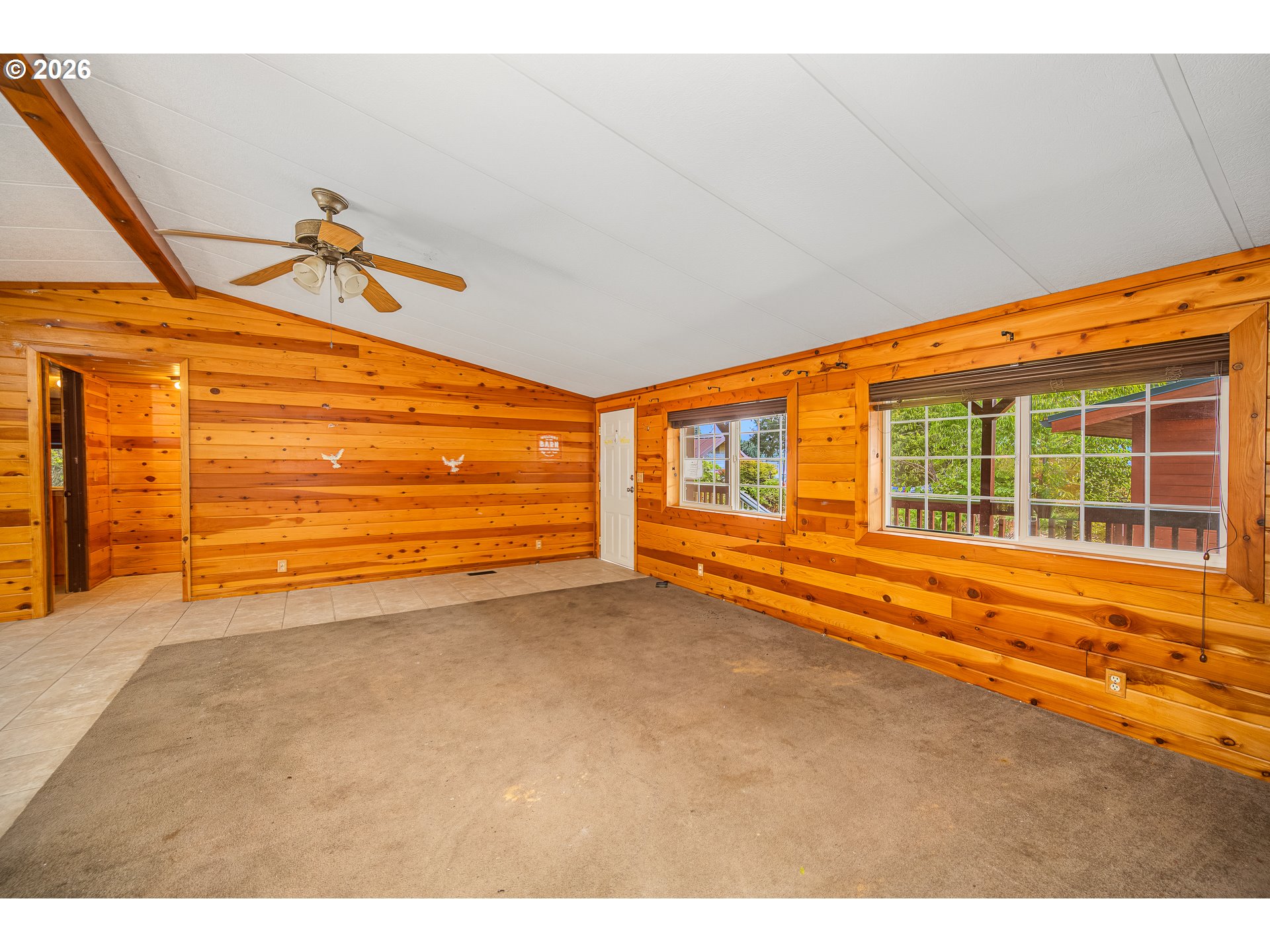 Property photo 5 of 37