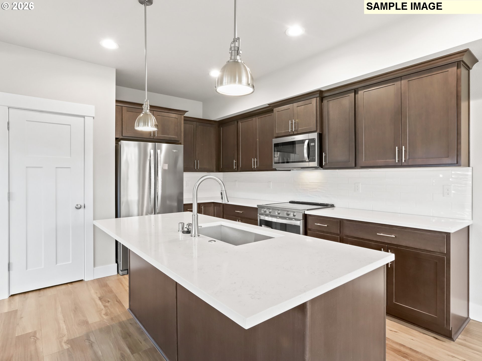 504 NE TRILLIUM DR, Estacada, OR, 97023