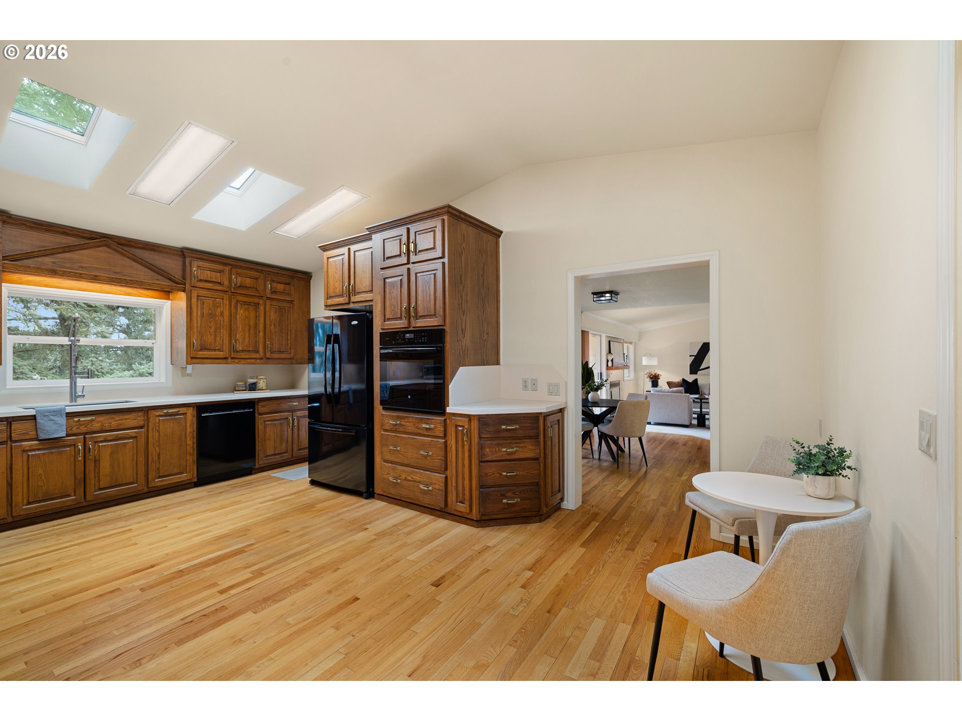 2323 W 28TH AVE, Eugene, OR, 97405