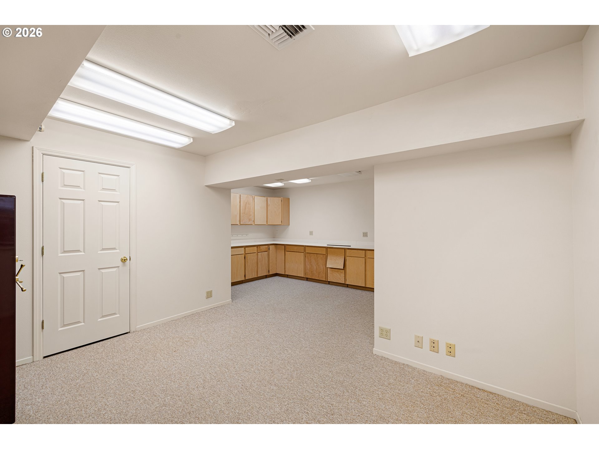 2323 W 28TH AVE, Eugene, OR, 97405