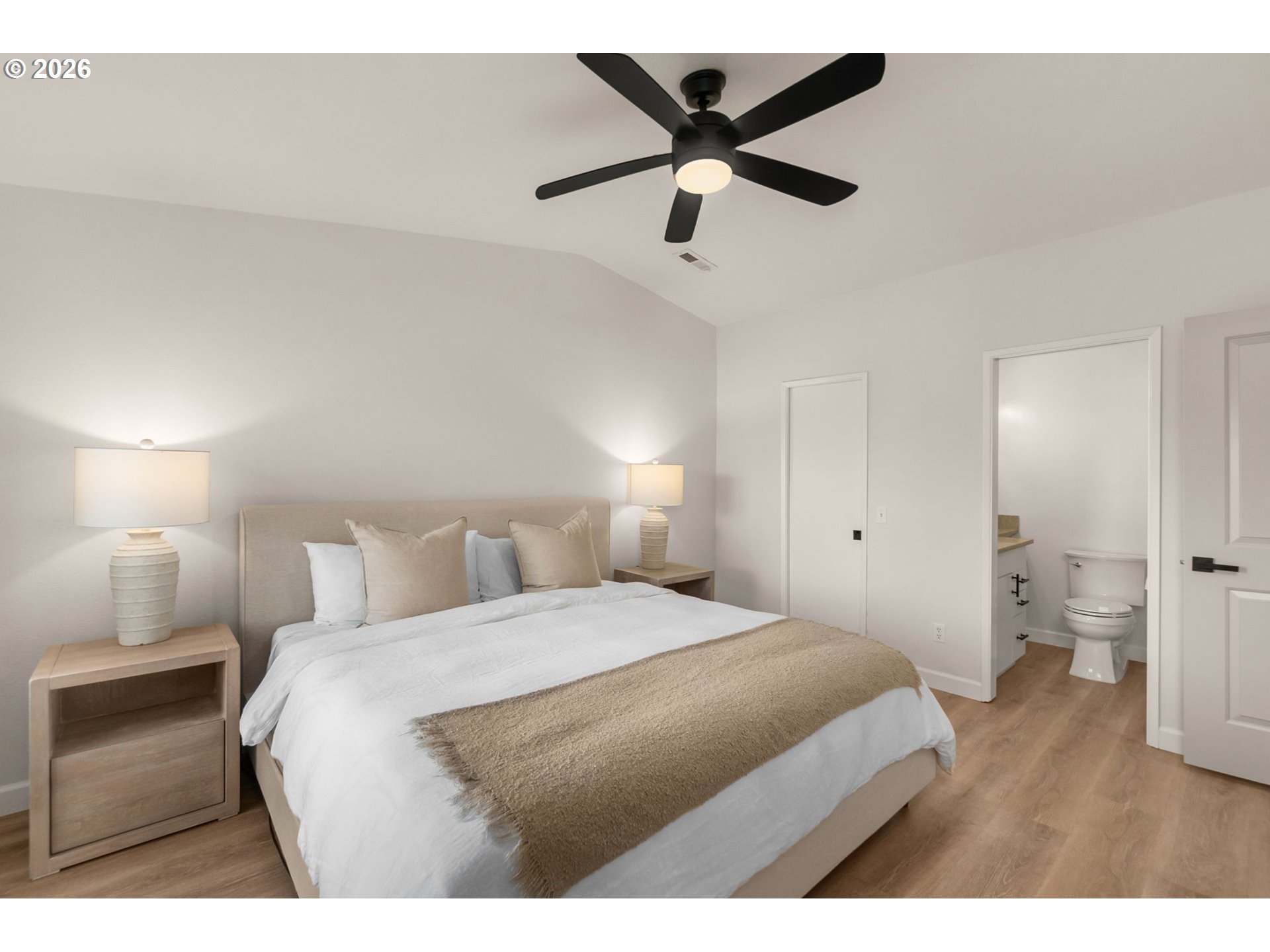 Photo #12: 776764686 Listing: Photo #12