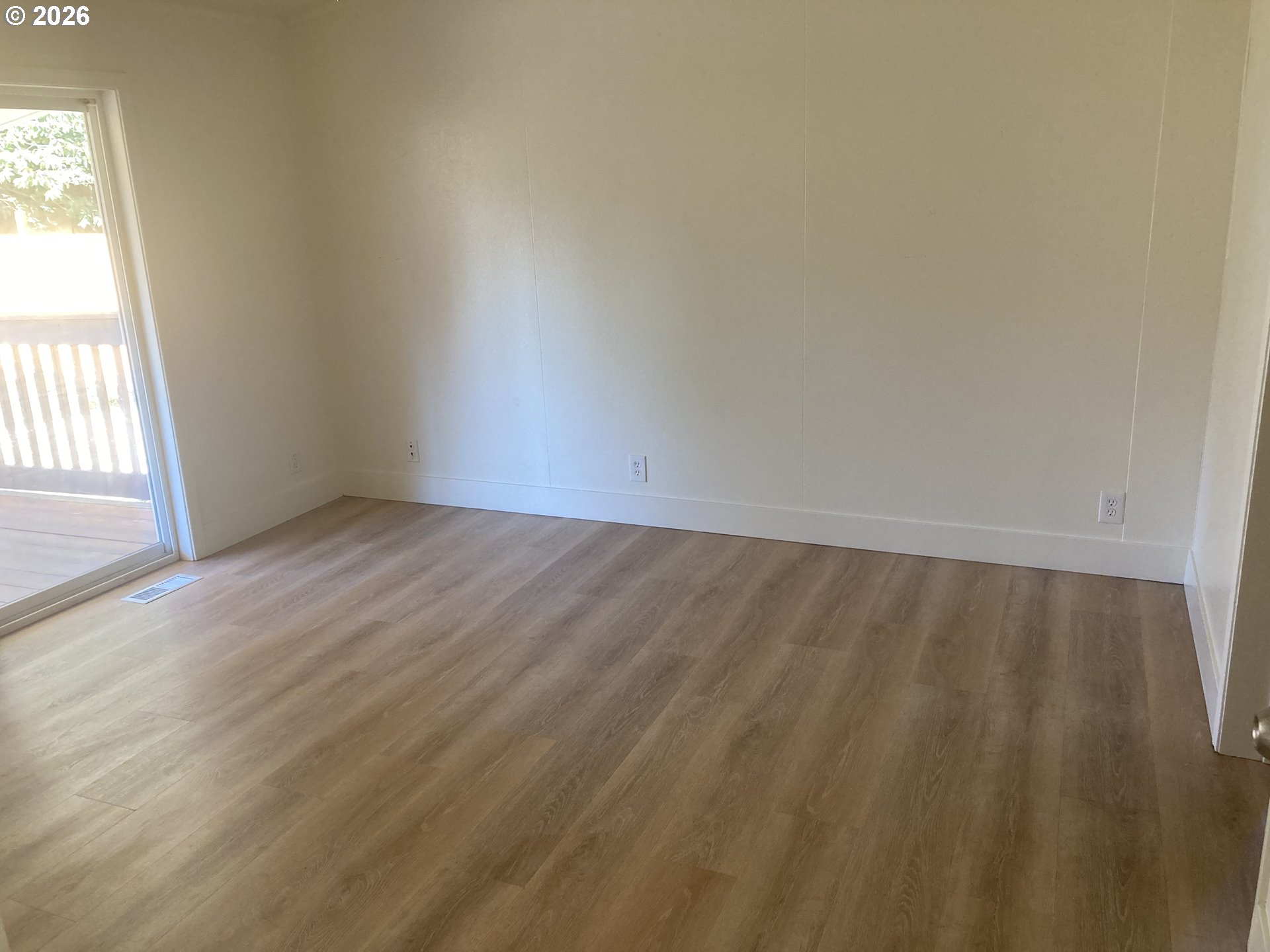 Property photo 6 of 11