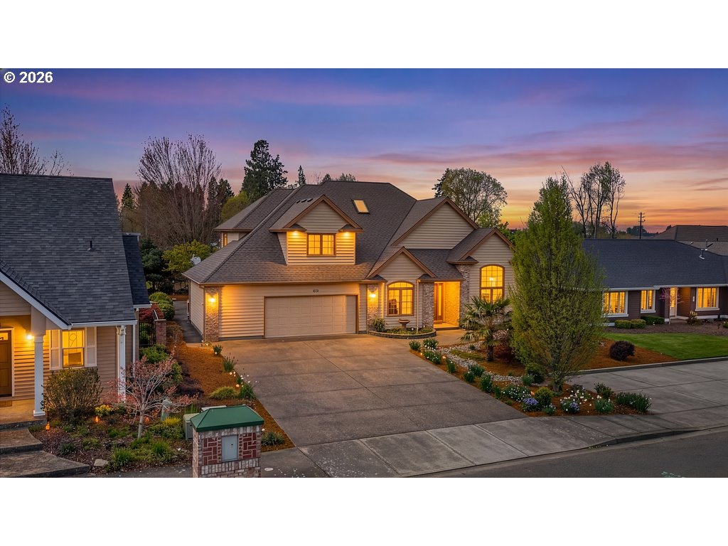 2815 HAZELNUT DR, Woodburn, OR, 97071