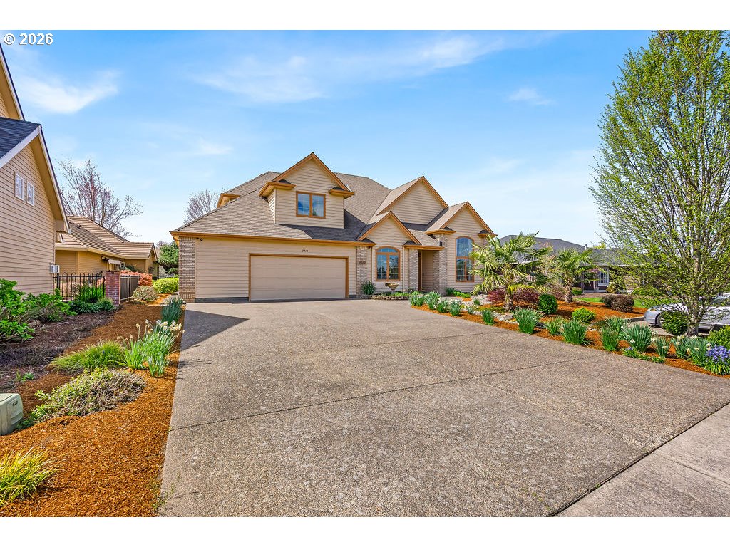 2815 HAZELNUT DR, Woodburn, OR, 97071