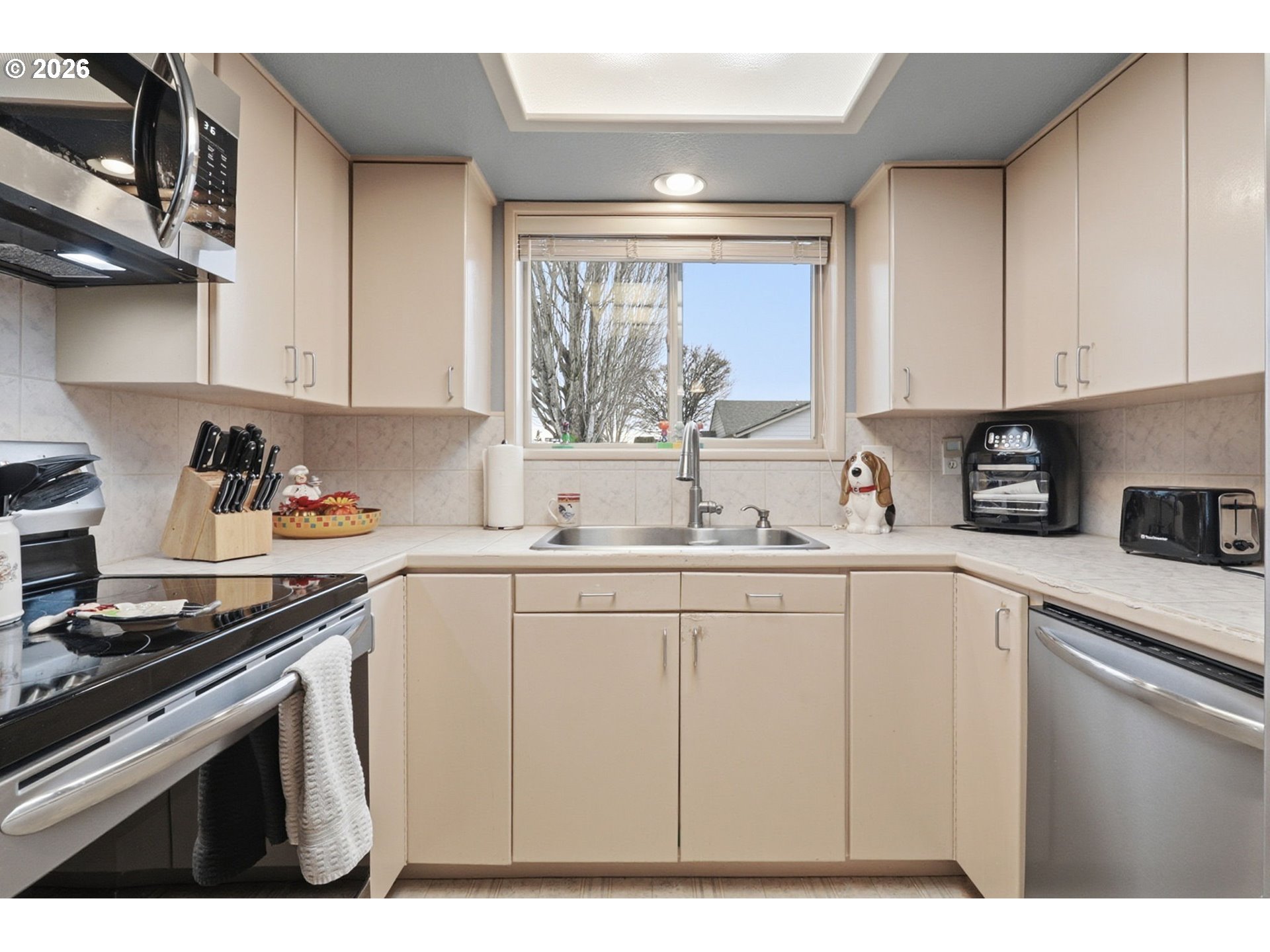 Photo #11: 780317408 Listing: Photo #11