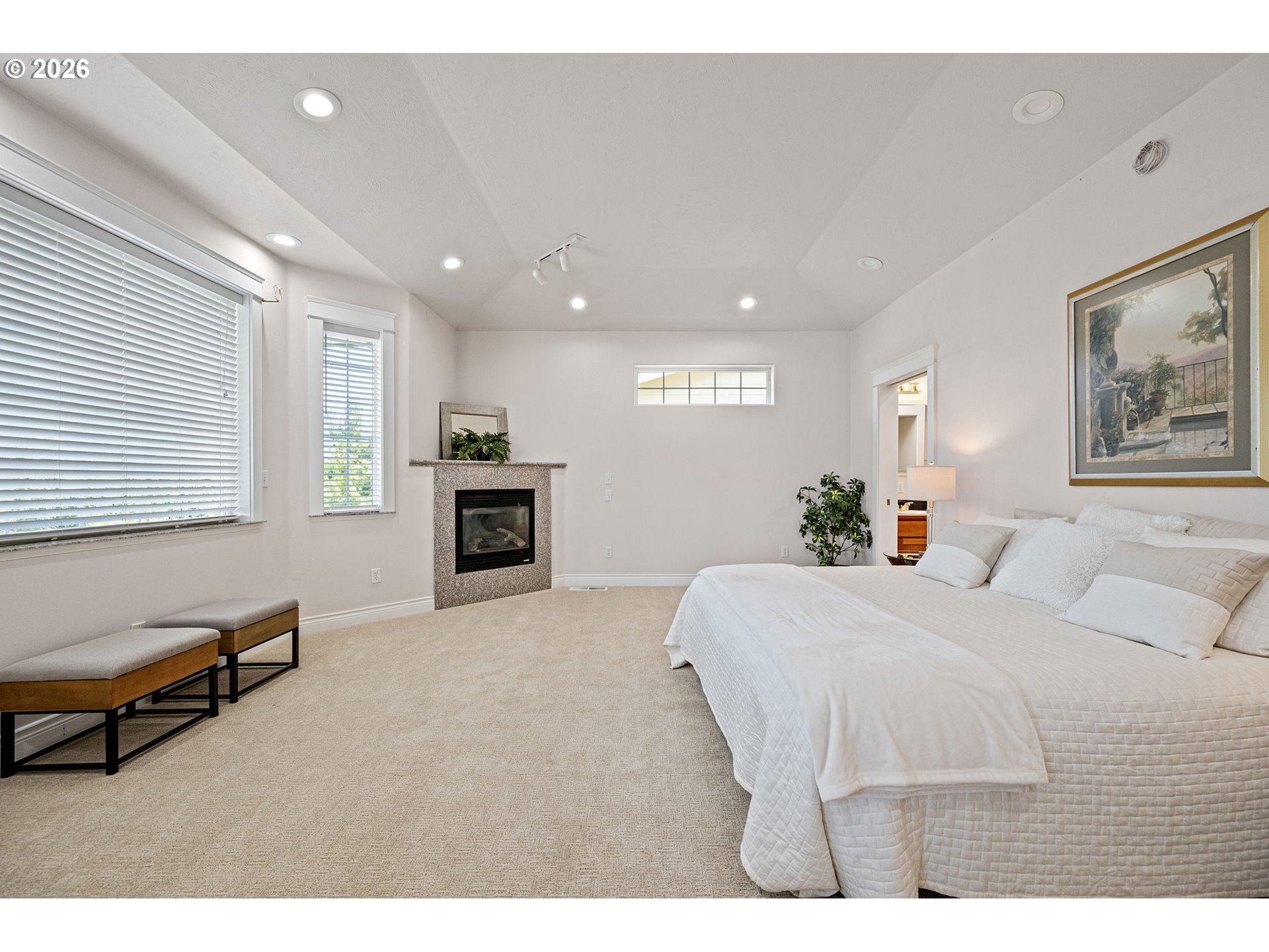 Property photo 13 of 45