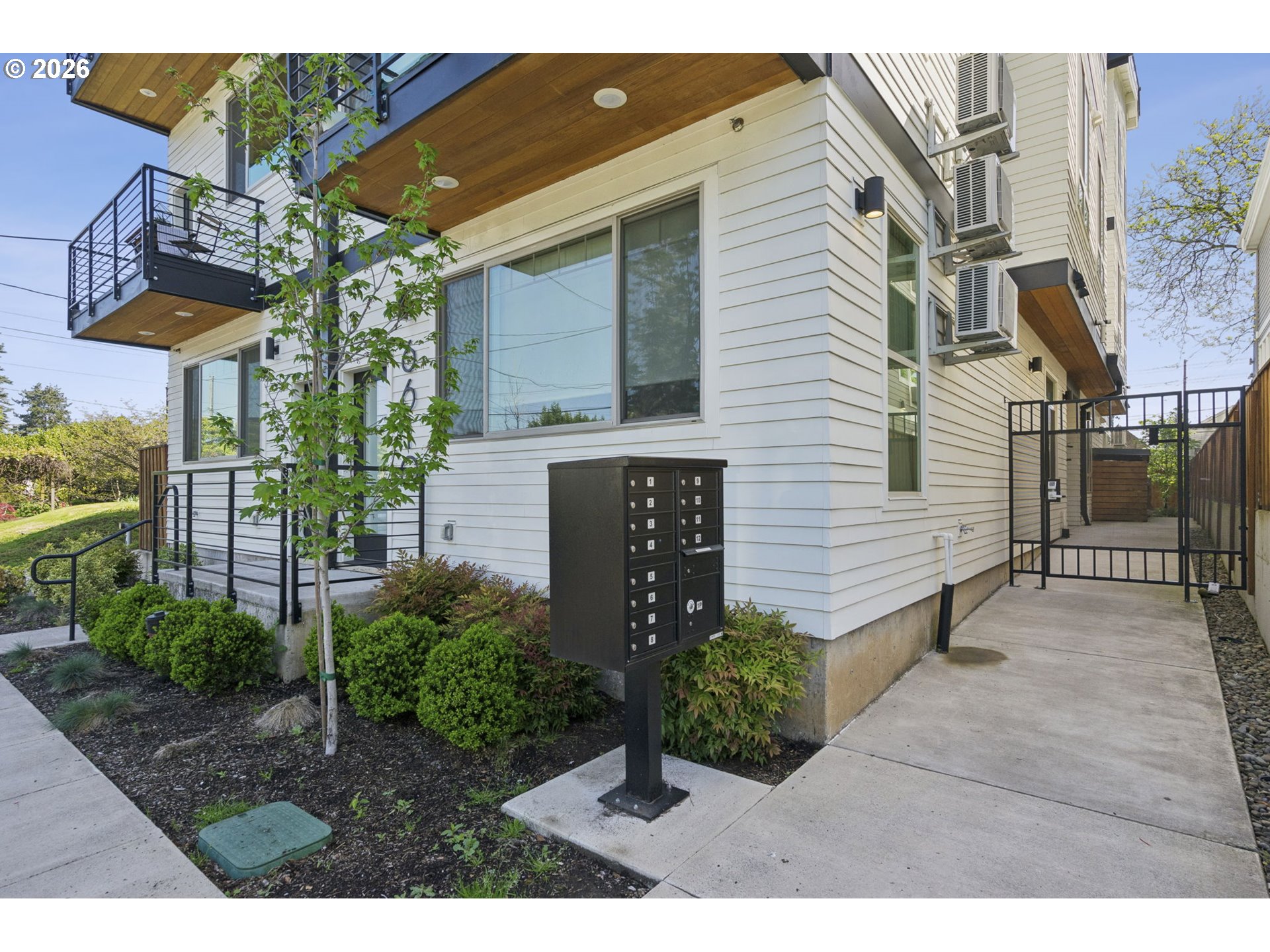 Photo #8: 781216892 Listing: Photo #8
