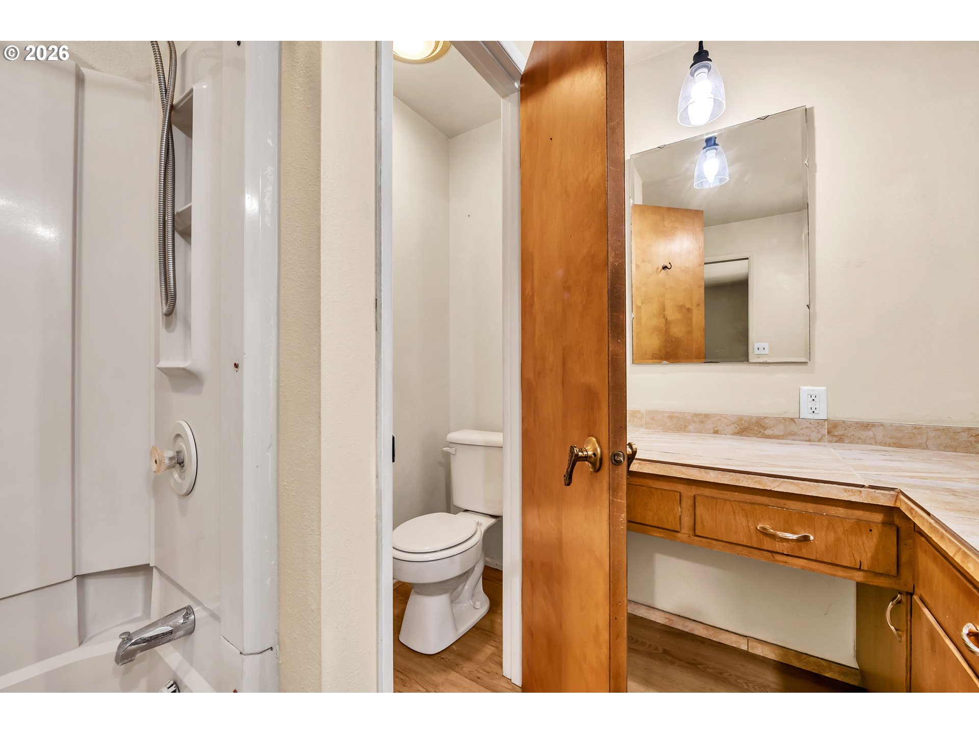 Property photo 17 of 44