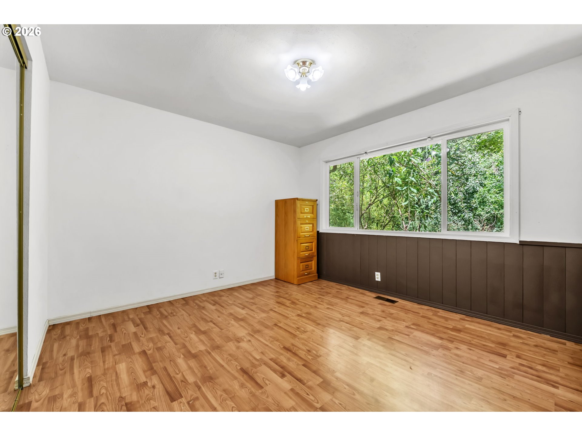 Property photo 18 of 44