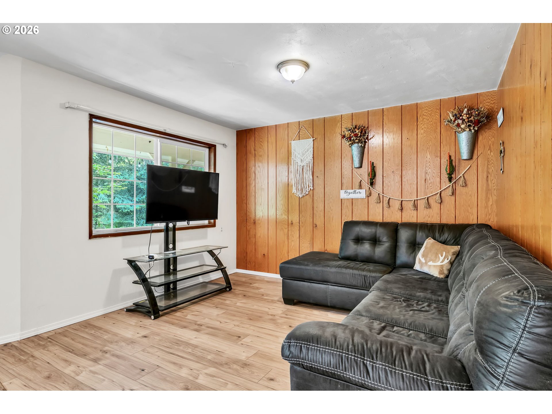 Property photo 7 of 44