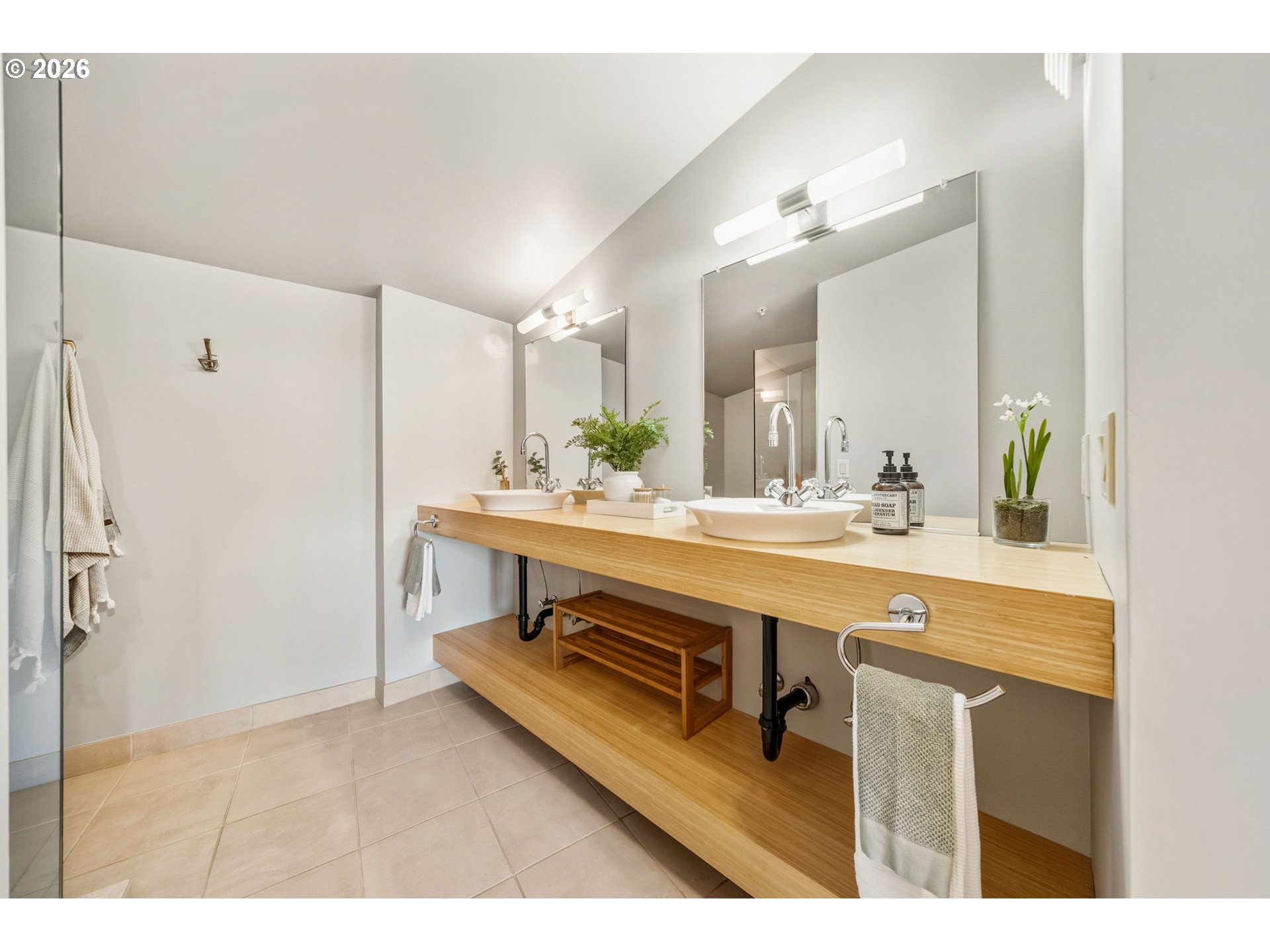 Photo #17: 781491963 Listing: Photo #17