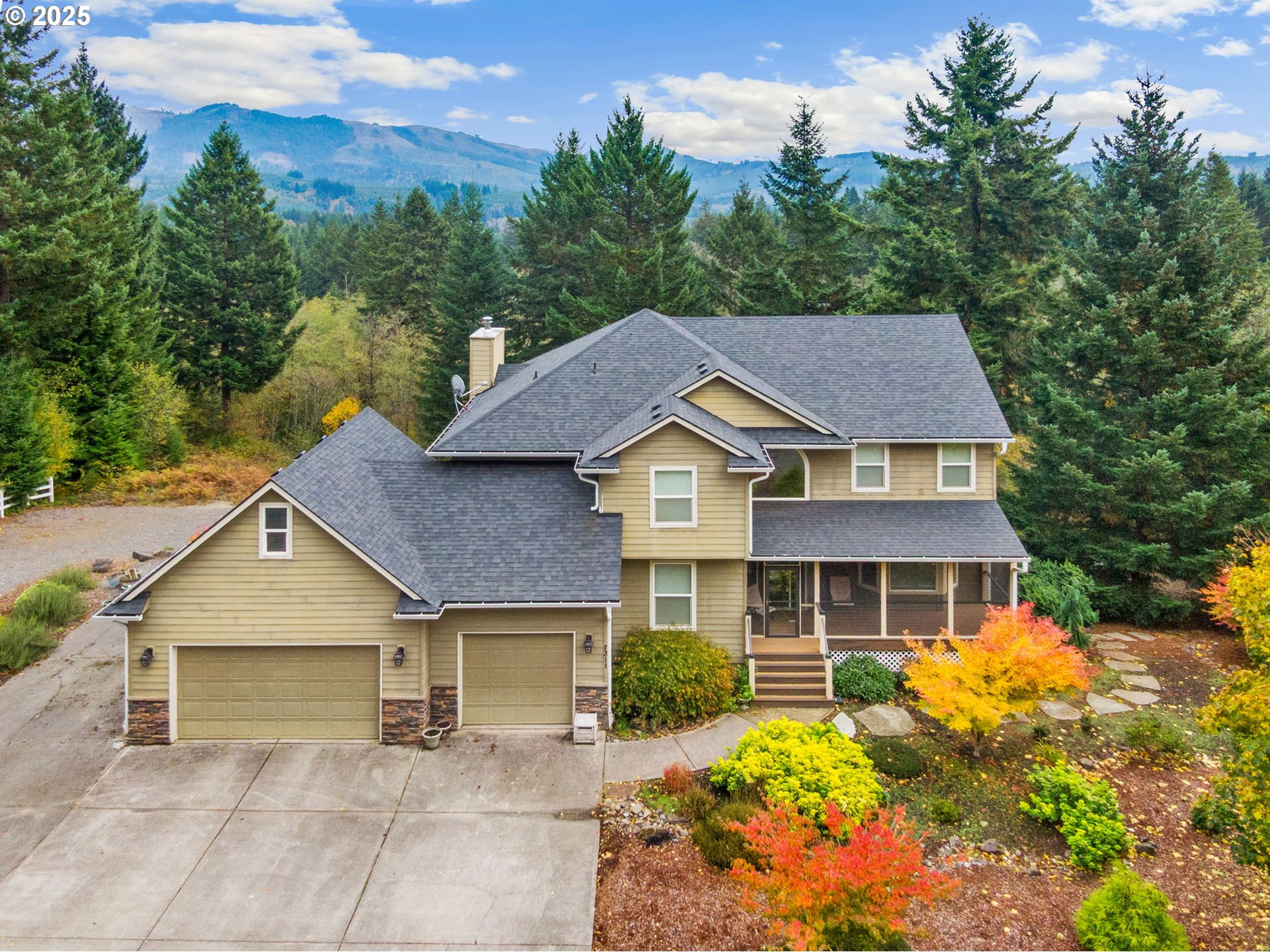 Camas Listings