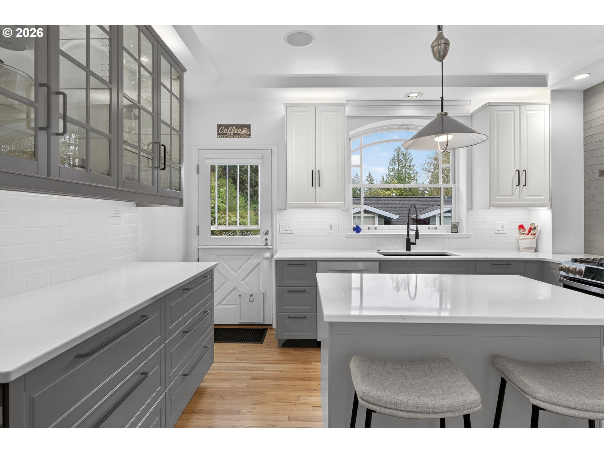 1638 SW UPLAND DR, Portland, OR, 97221