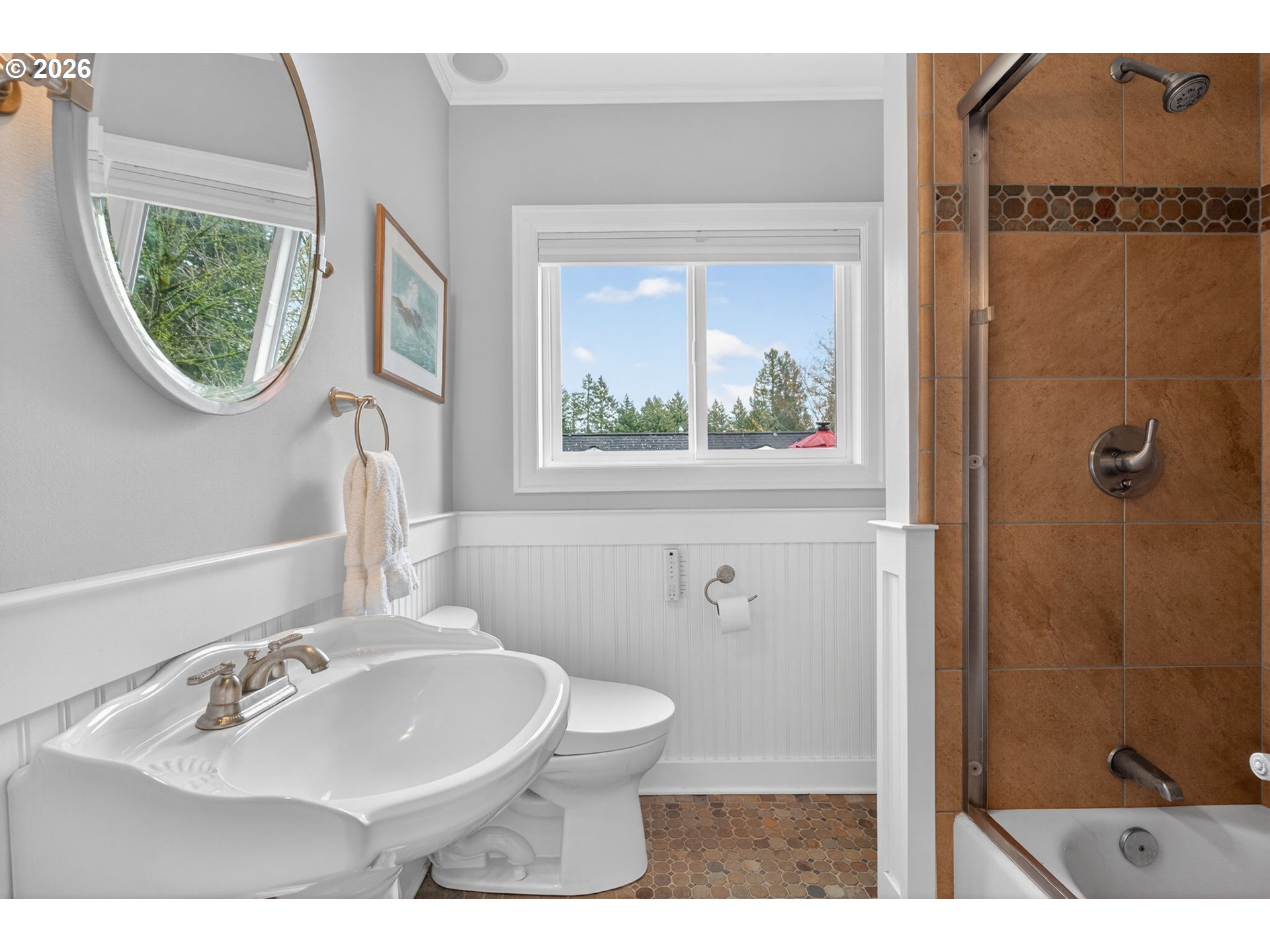 1638 SW UPLAND DR, Portland, OR, 97221