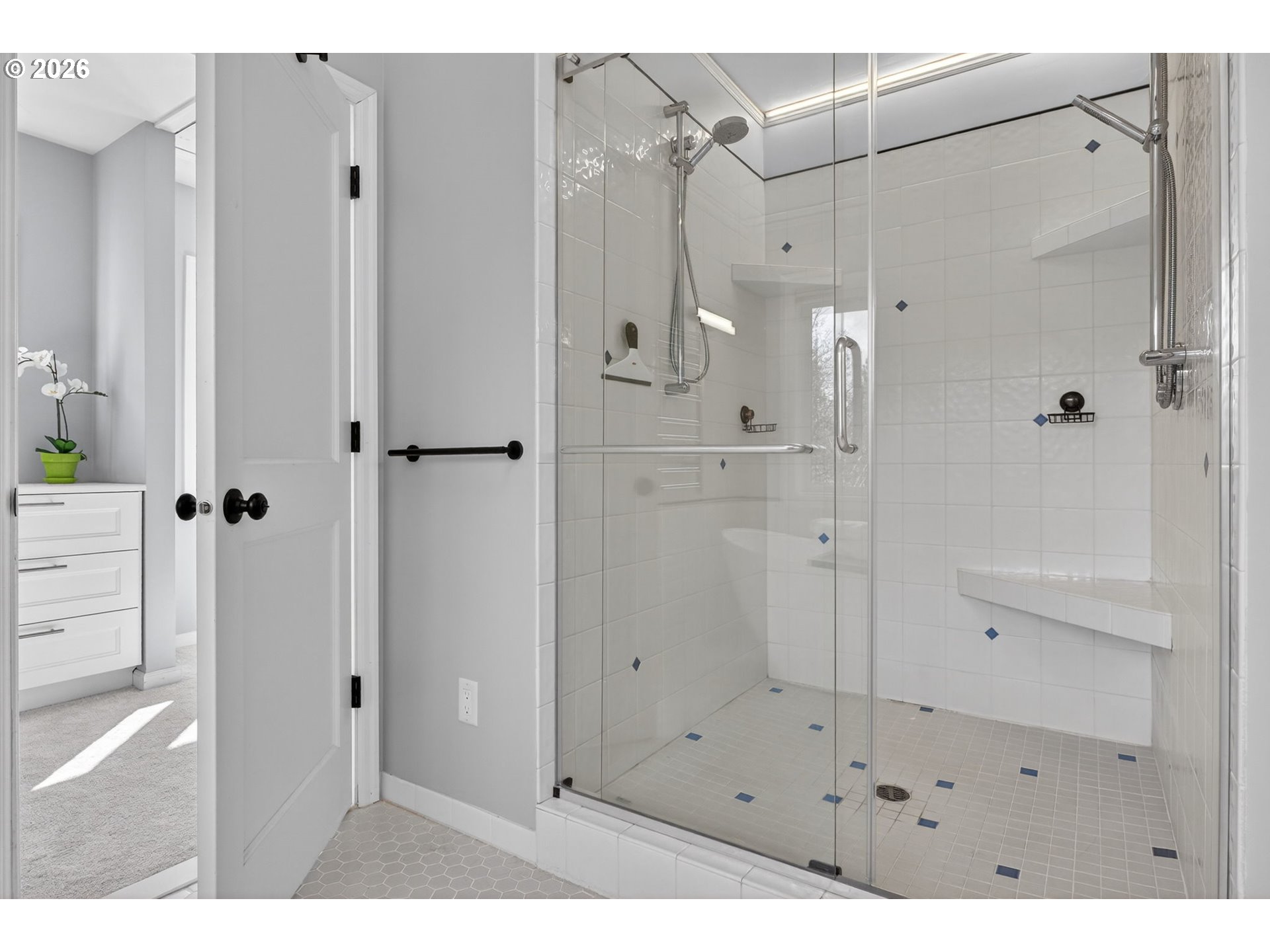 1638 SW UPLAND DR, Portland, OR, 97221