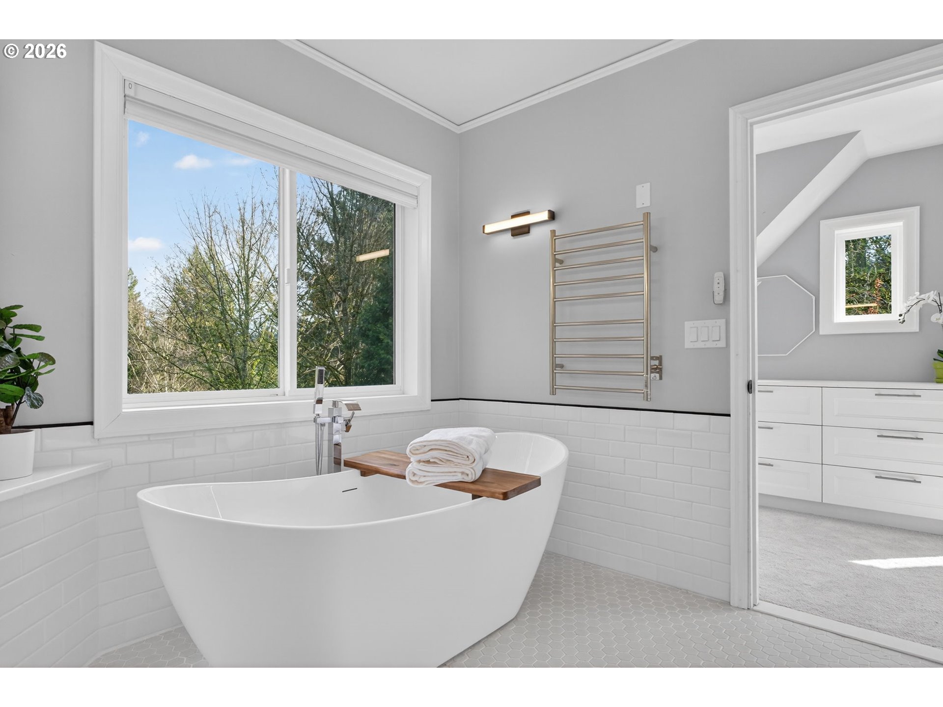 1638 SW UPLAND DR, Portland, OR, 97221