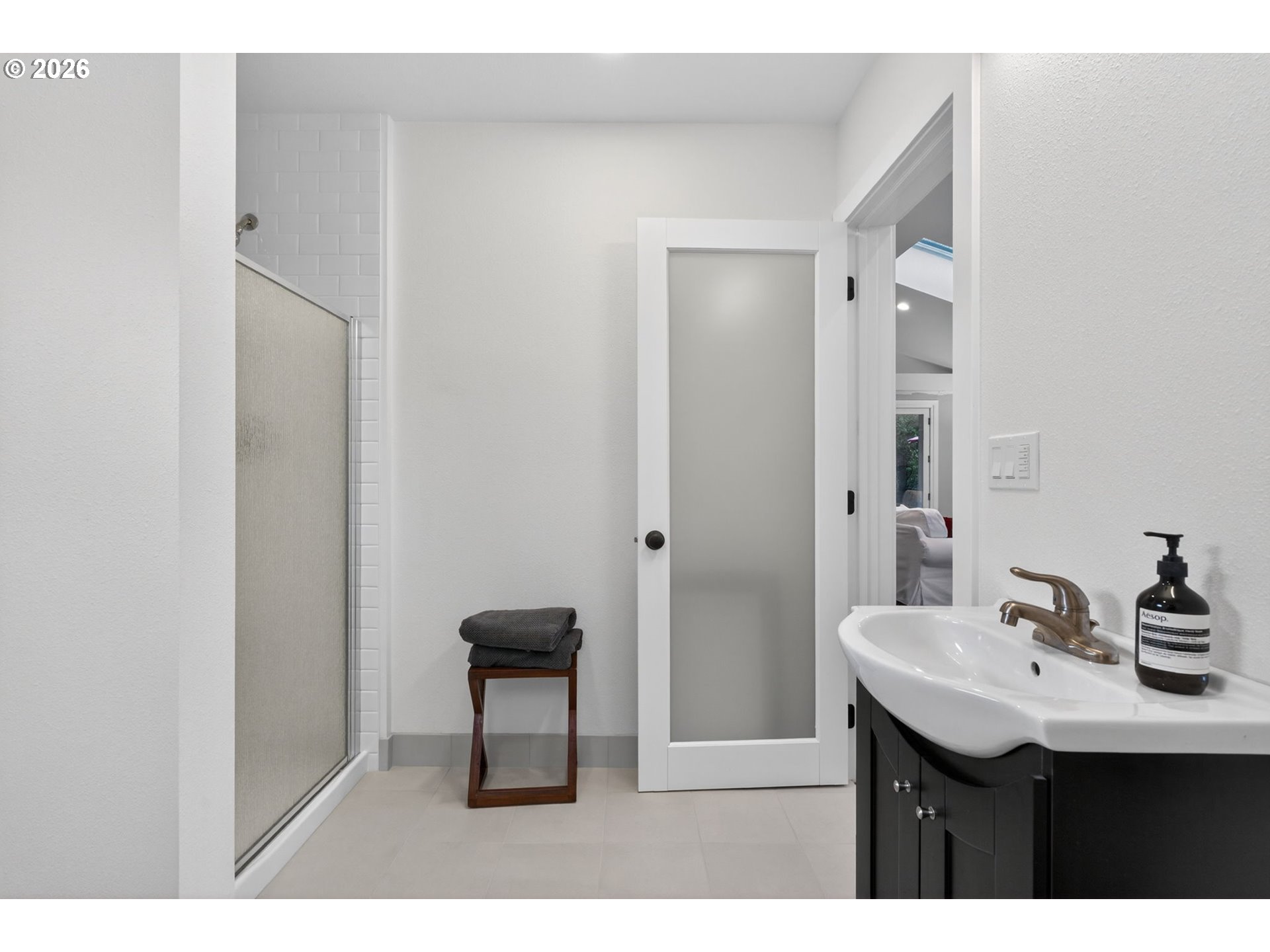 1638 SW UPLAND DR, Portland, OR, 97221