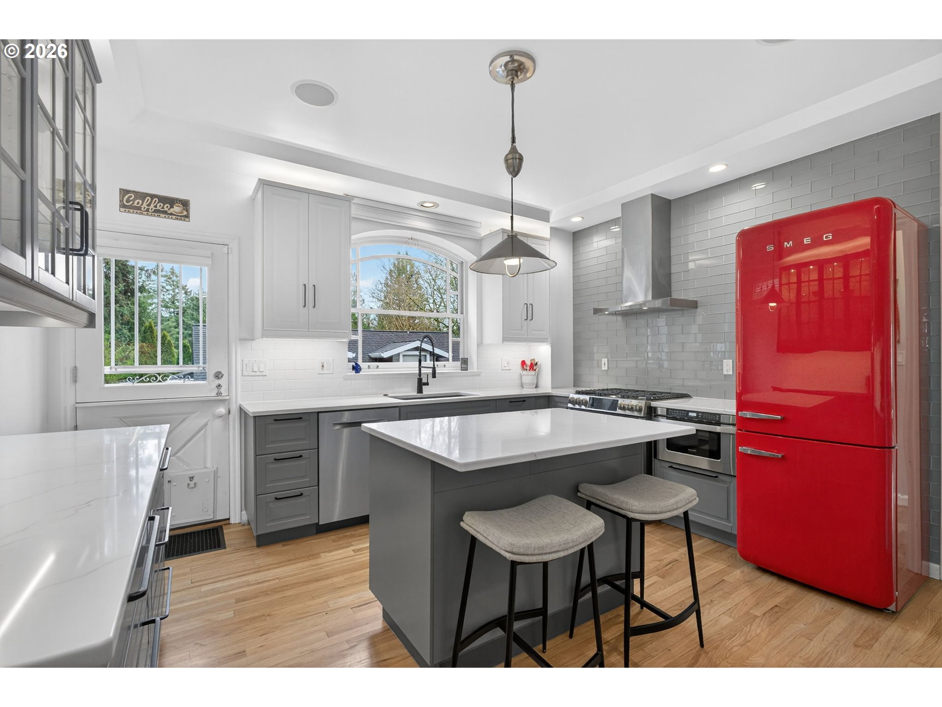 1638 SW UPLAND DR, Portland, OR, 97221