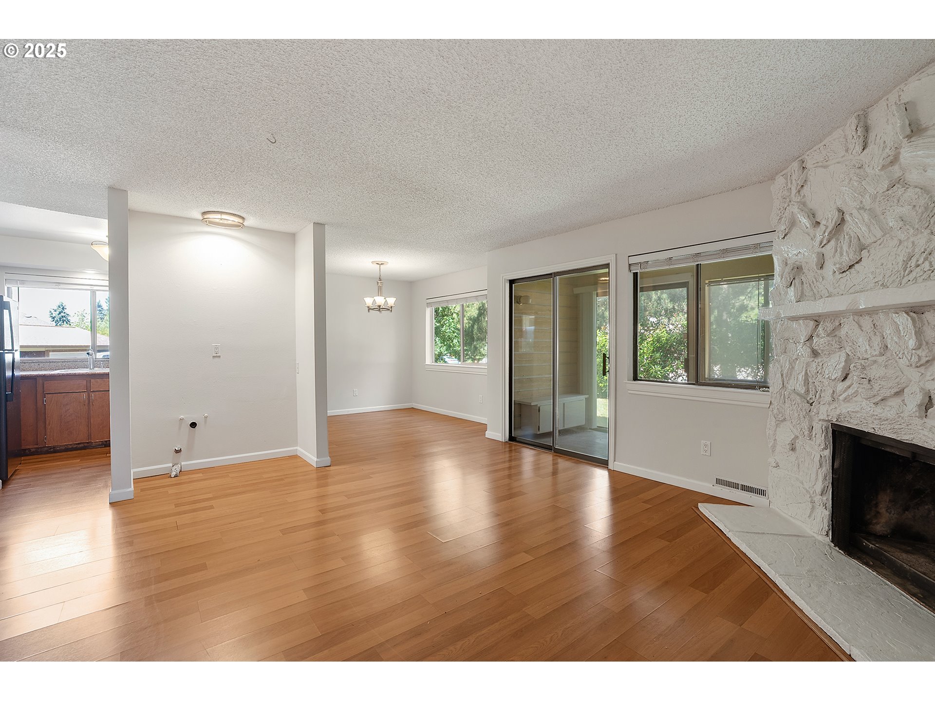 Photo #11: 783637055 Listing: Photo #11