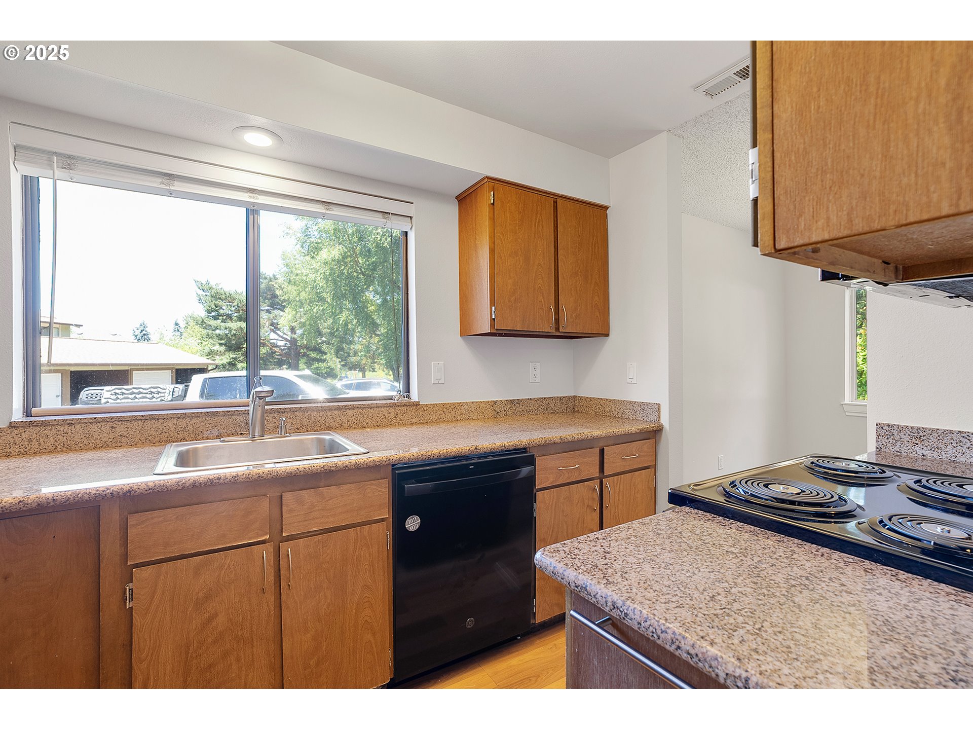 Photo #12: 783637055 Listing: Photo #12