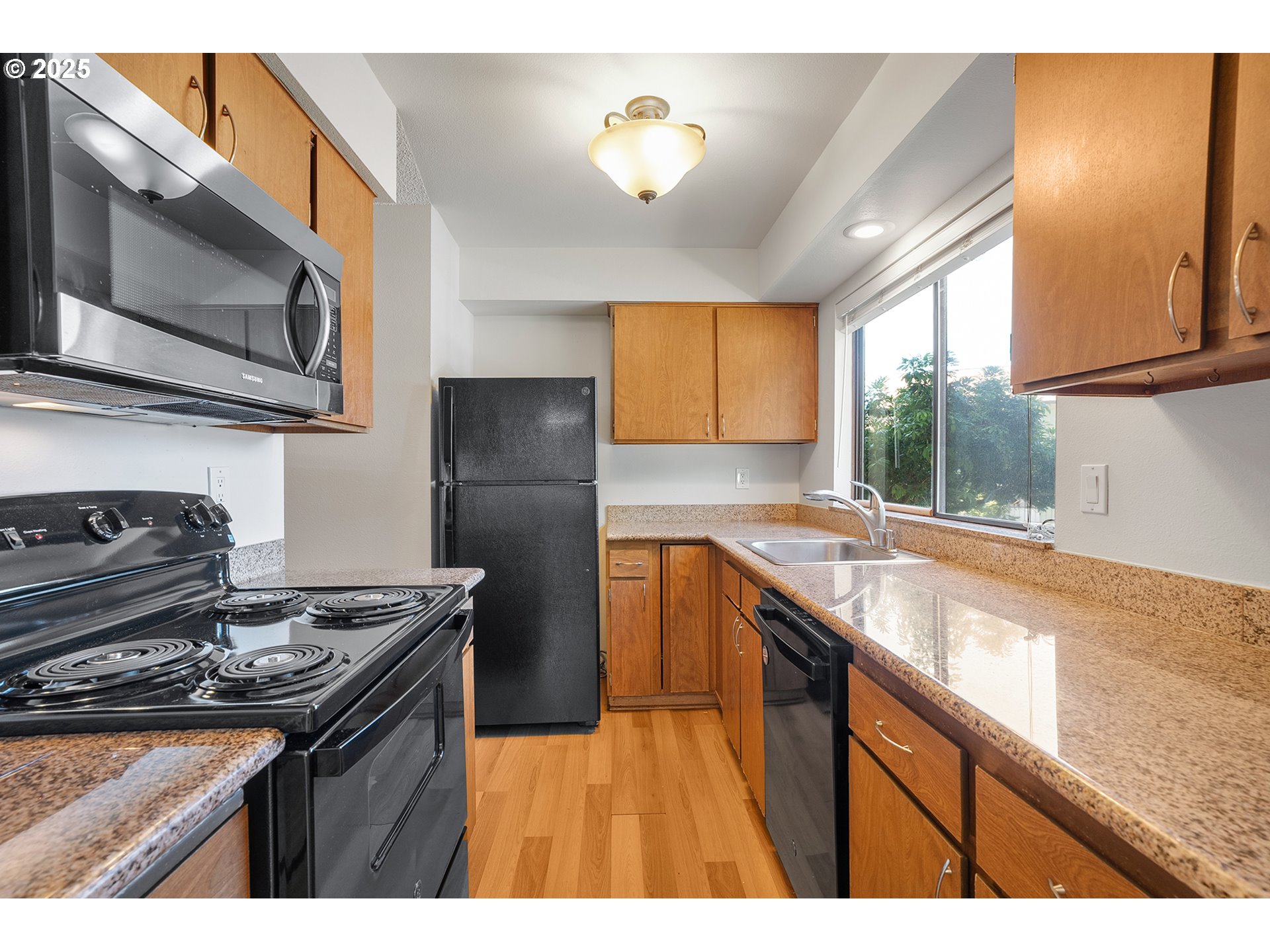 Photo #13: 783637055 Listing: Photo #13