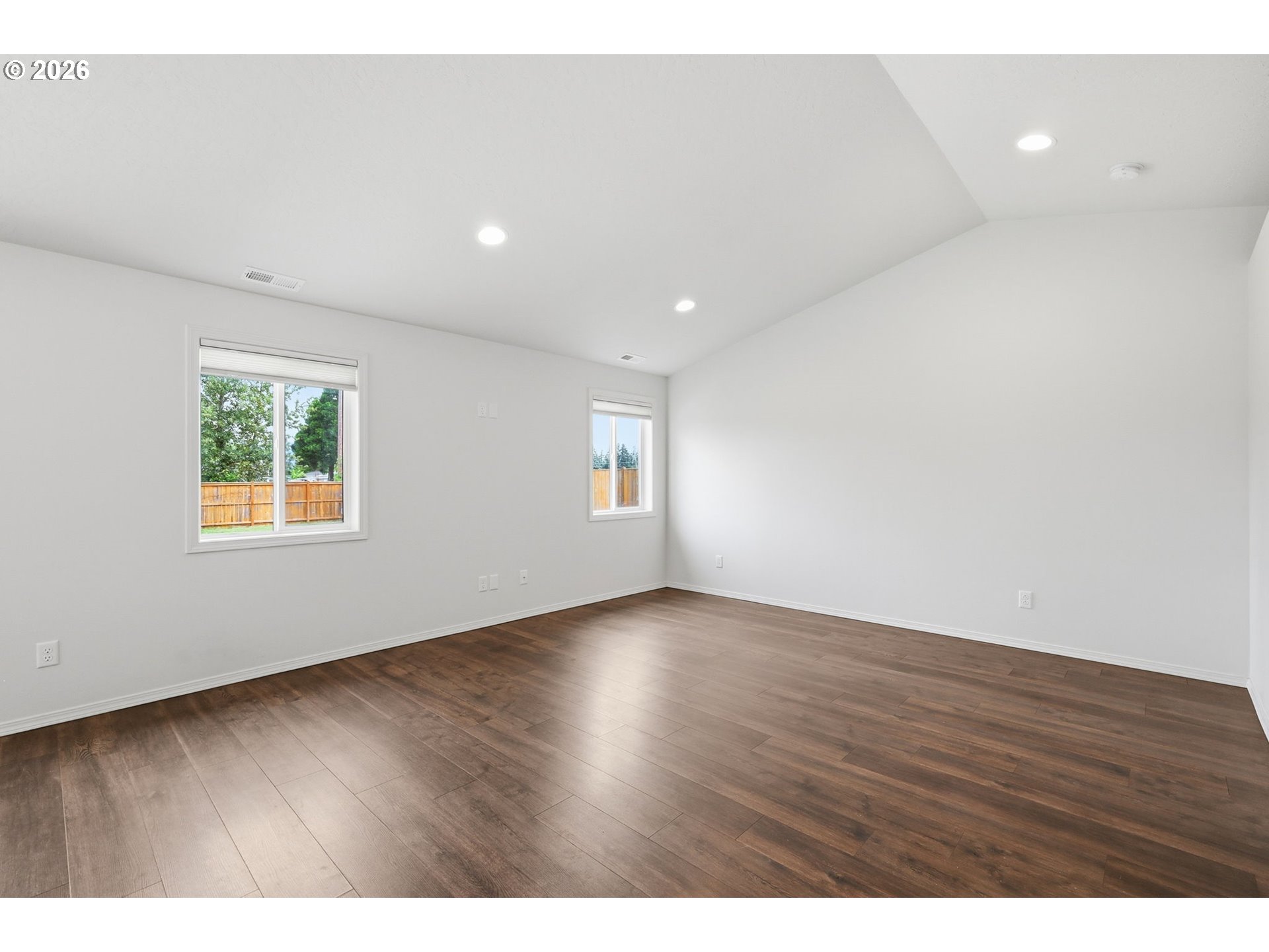 Property photo 6 of 40