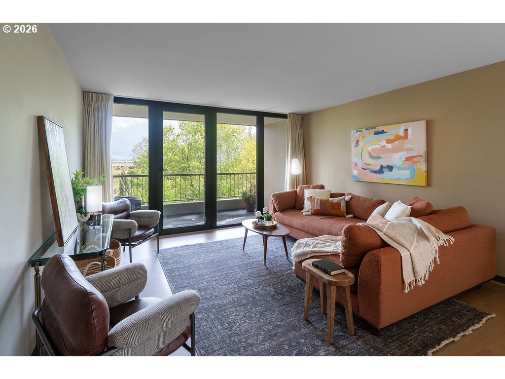 255 SW HARRISON ST, Portland, OR, 97201