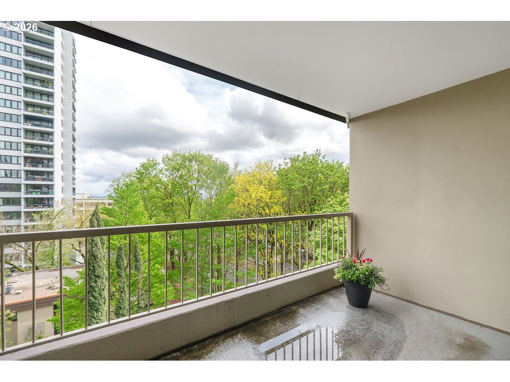 255 SW HARRISON ST, Portland, OR, 97201