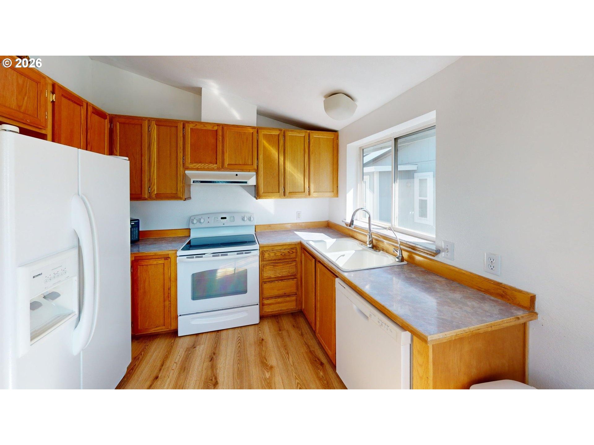 94120 STRAHAN ST UNIT 120, Gold Beach, OR, 97444