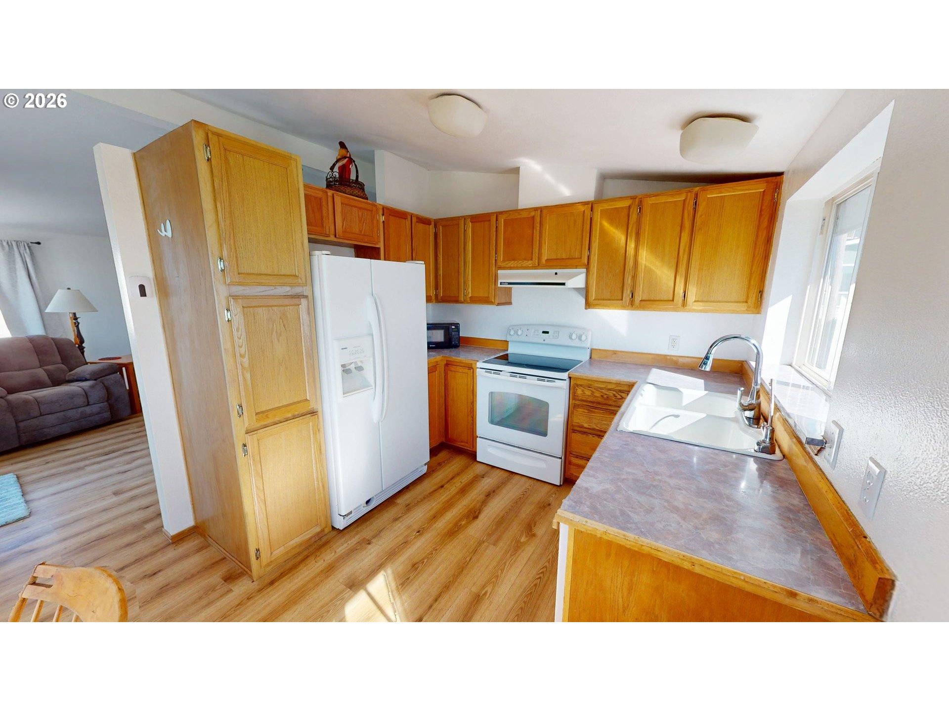 94120 STRAHAN ST UNIT 120, Gold Beach, OR, 97444