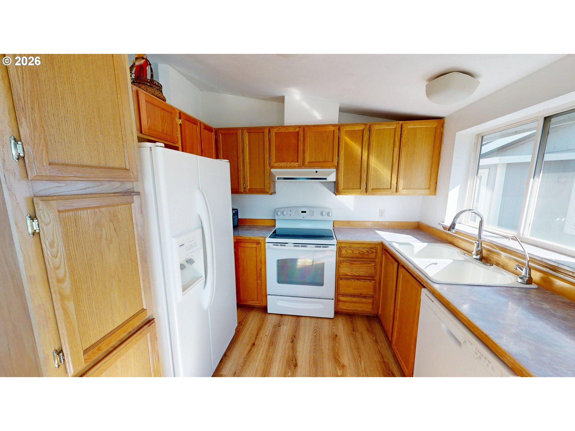 94120 STRAHAN ST UNIT 120, Gold Beach, OR, 97444