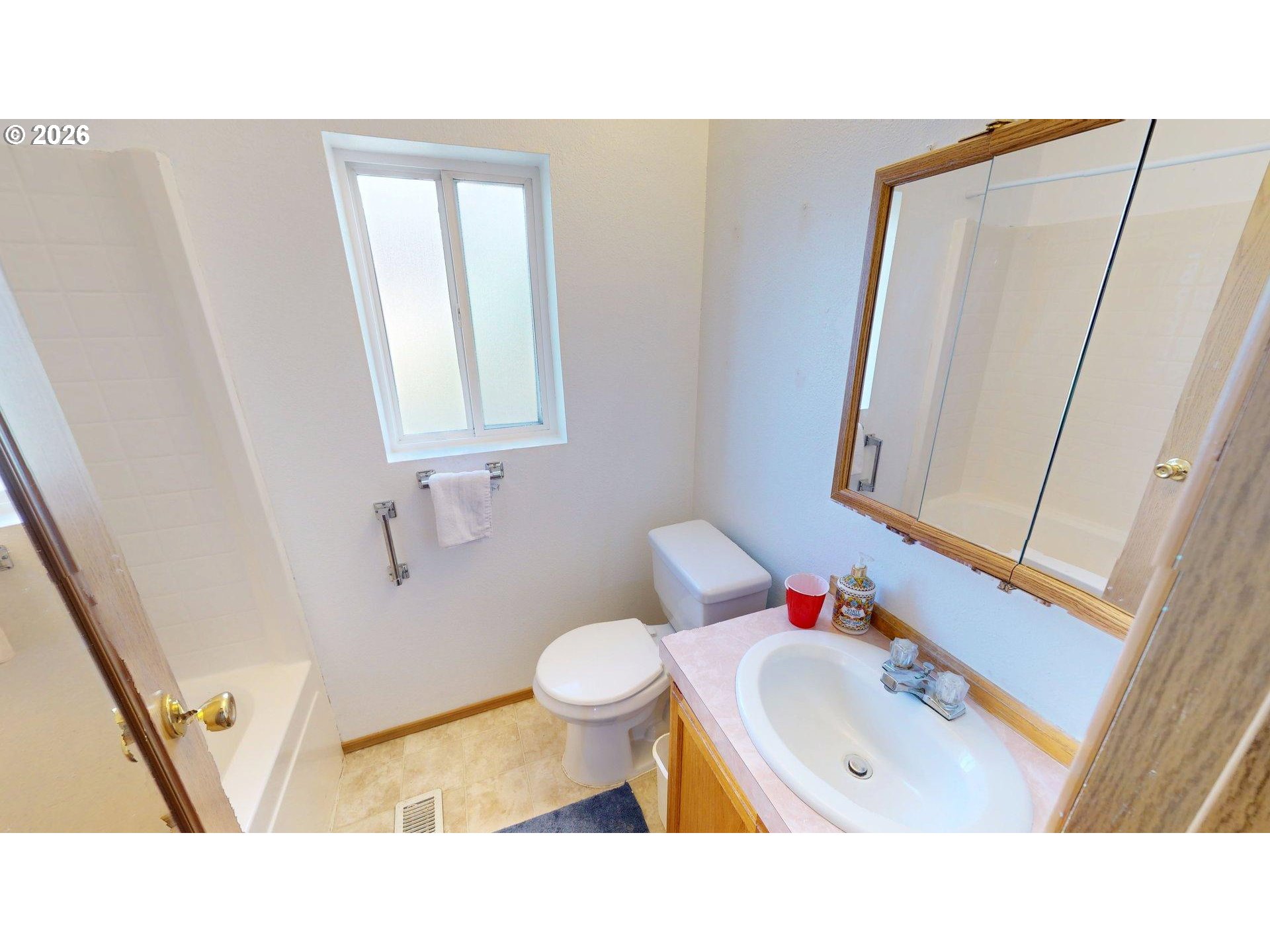 94120 STRAHAN ST UNIT 120, Gold Beach, OR, 97444