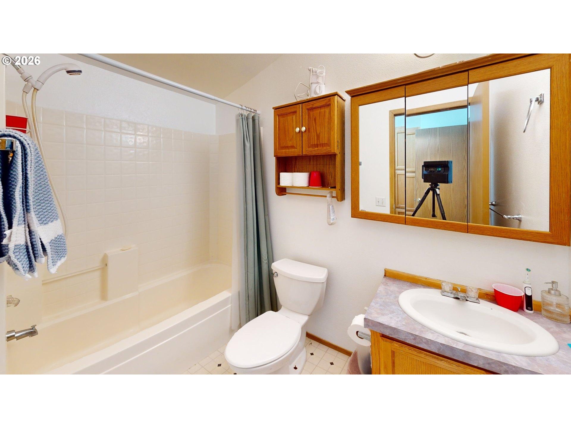 94120 STRAHAN ST UNIT 120, Gold Beach, OR, 97444