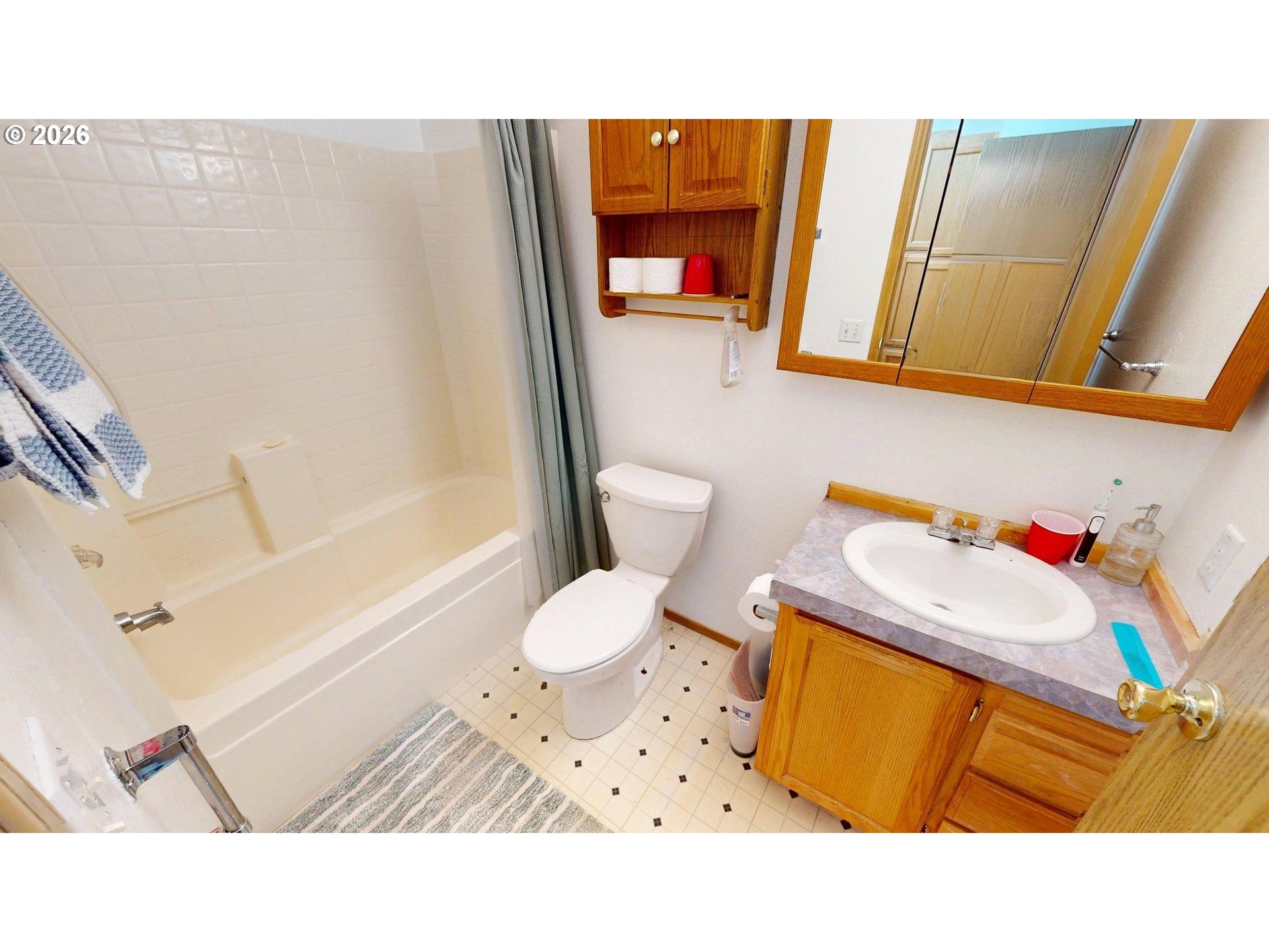 94120 STRAHAN ST UNIT 120, Gold Beach, OR, 97444