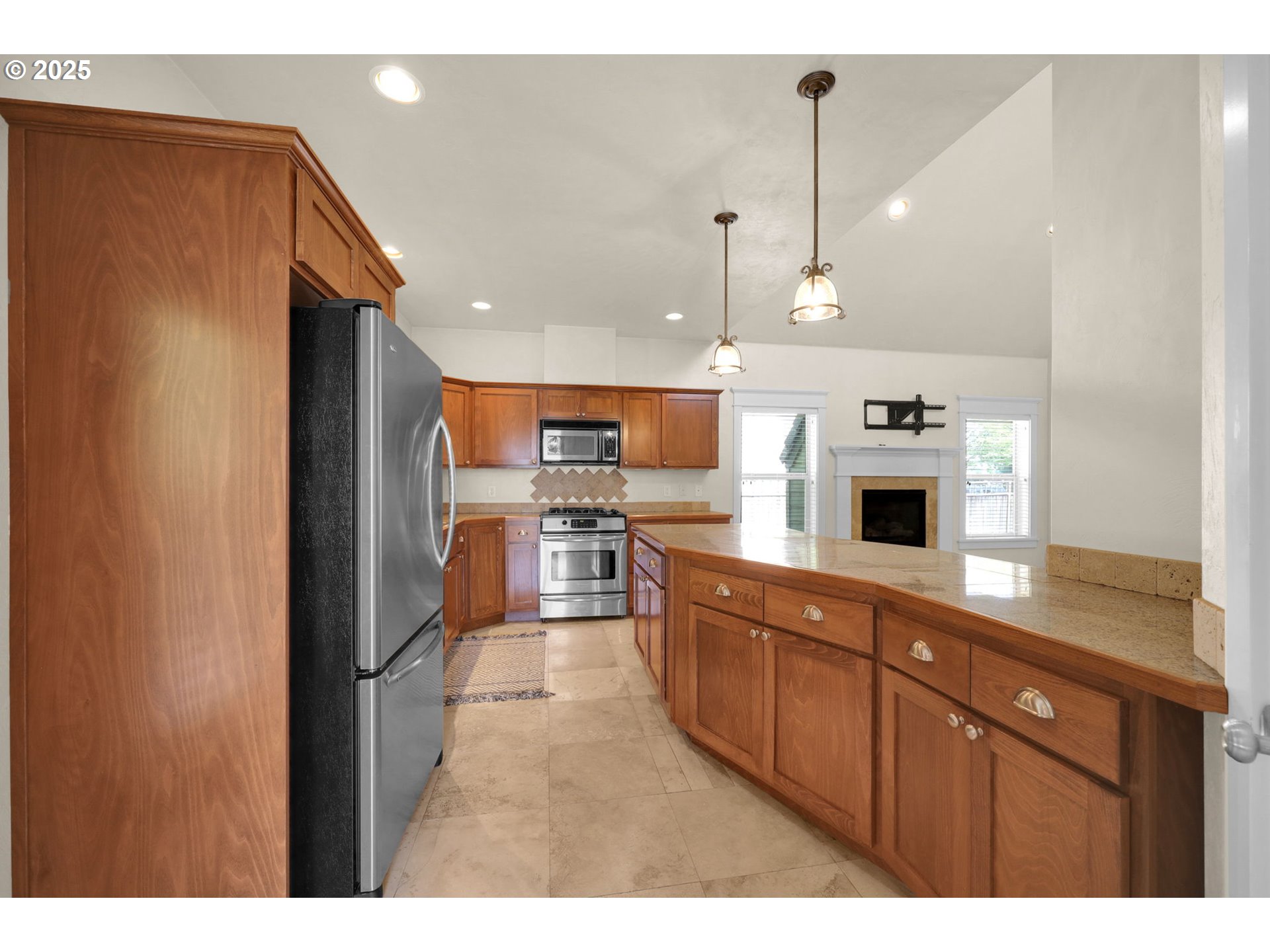 3435 MEADOW VIEW DR, Eugene, OR, 97408