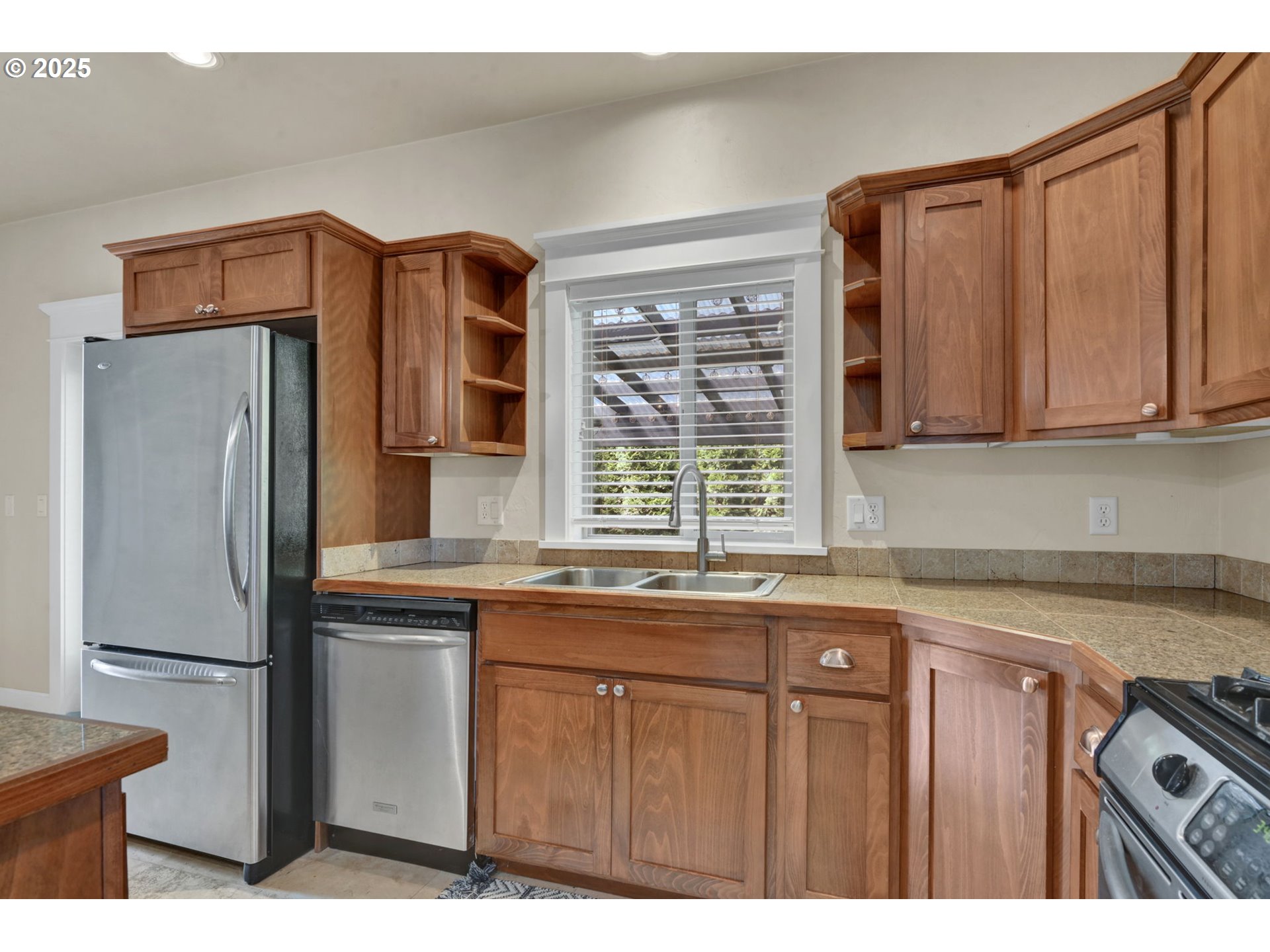 3435 MEADOW VIEW DR, Eugene, OR, 97408