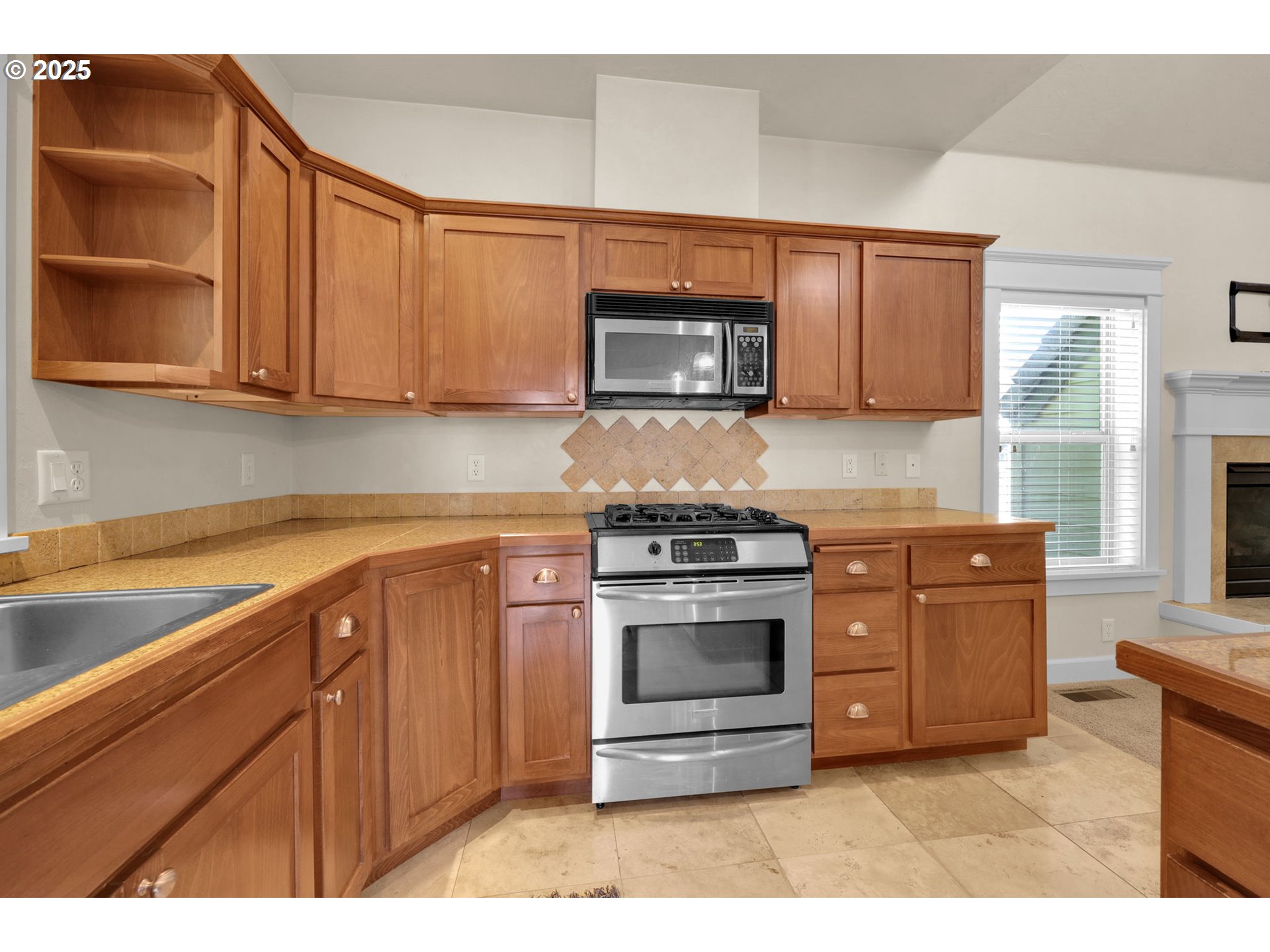 3435 MEADOW VIEW DR, Eugene, OR, 97408