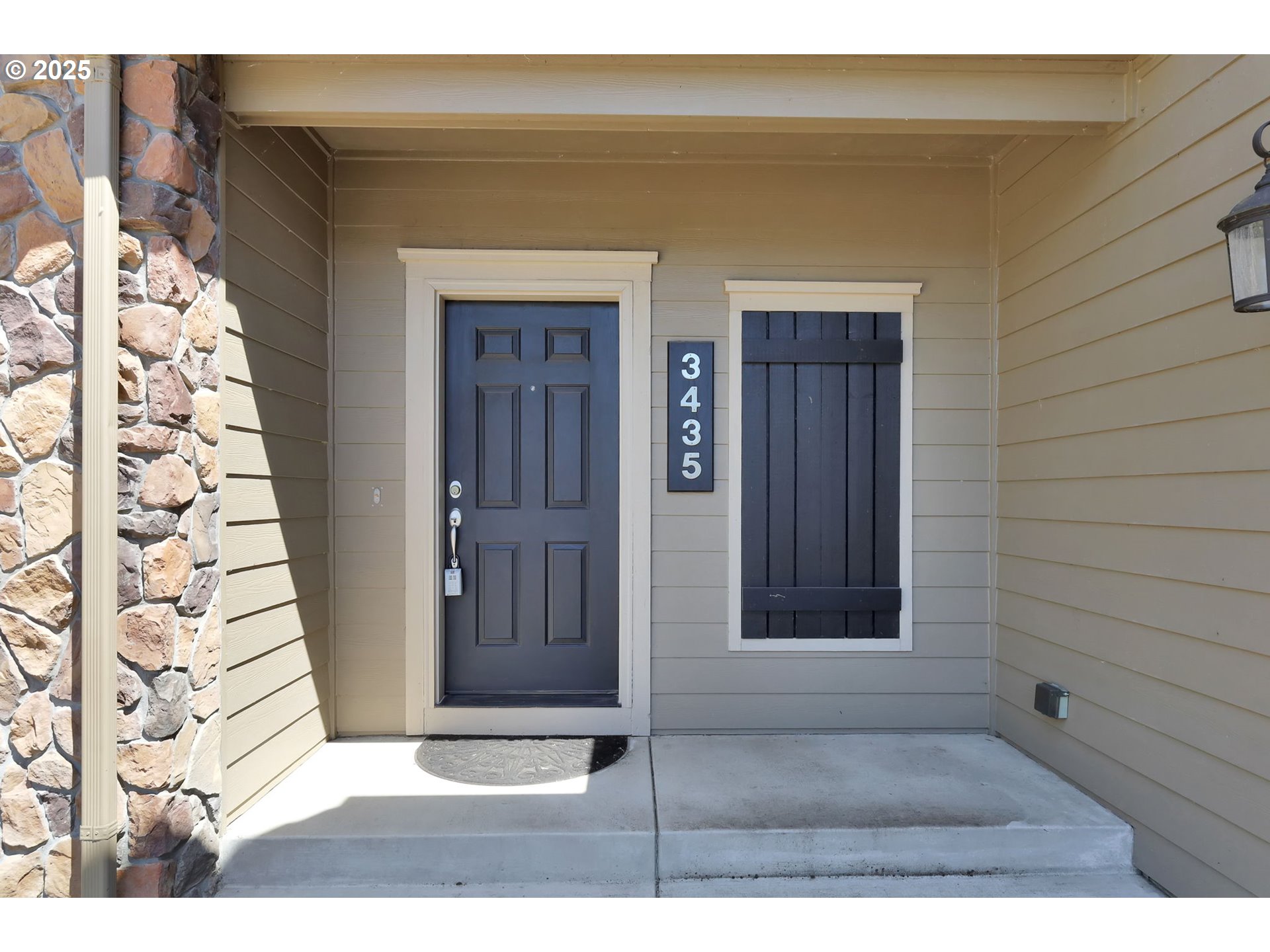 3435 MEADOW VIEW DR, Eugene, OR, 97408