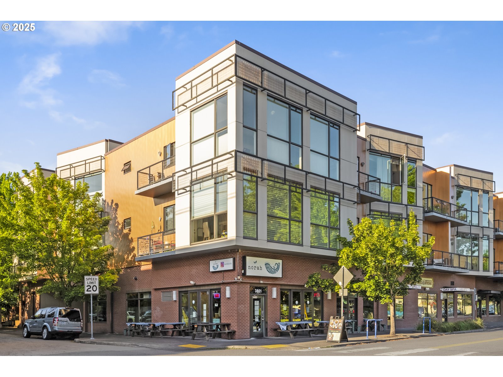 Live the best Southeast Portland has to offer in this stylish, modern 2 bed/2 bath condo located in the heart of the Belmont/Hawthorne neighborhood. Featuring floor to ceiling windows flooding the property with light and city views you will be wowed by this ultra stylish property. Your own balcony, high ceilings, in unit washer/dryer, secure gated parking, and an en-suite primary - this is a great place! Central AC keeps you cool all summer and radiant floor heat keeps you toasty all winter. New fridge, and washer/washer dryer are a huge bonus. The range has a proper vent hood making cooking and entertaining a dream! Wood floors in the living space and wall to wall carpeting in the bedrooms. Walk to H Mart, Fred Meyer, great pubs, dining establishments, cute shops, services and more! Beautiful Laurelhurst Park is a few blocks away & Mt Tabor is just up the road! Central location makes commuting a breeze. The property has been impeccably maintained, is freshly painted and has a healthy and well run HOA. The HOA allows investors, has no rent cap and allows pets. Come see this special unit, there is low turnover in this building and it is a real treat for easy, city living. Views, your own deck, secure parking, great location - it is all here waiting for you!
