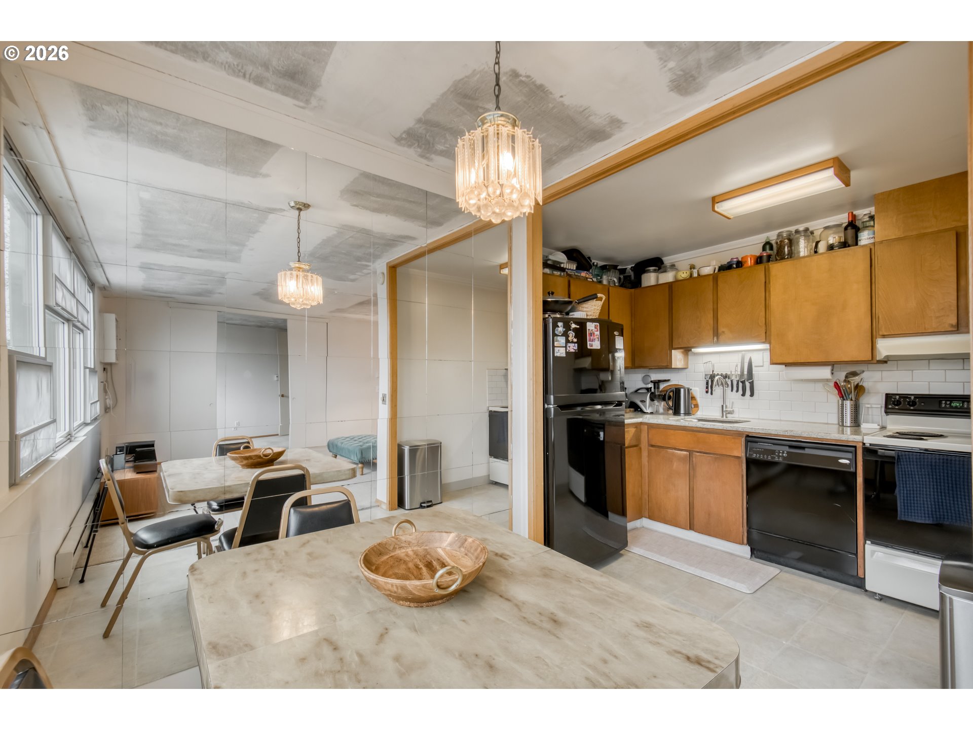 Photo #5: 786058675 Listing: Photo #5